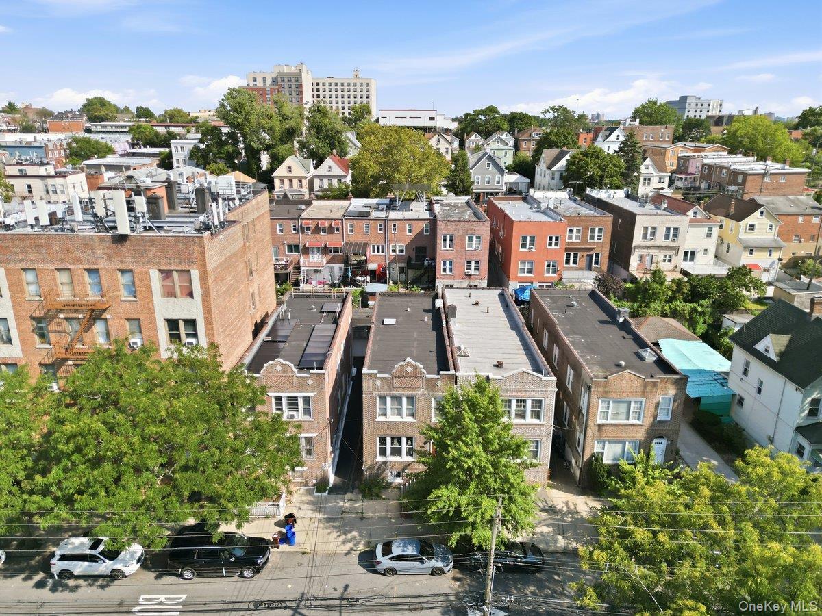 Single Family Carpenter Avenue Bronx, NY 10470, MLS-1046110-5