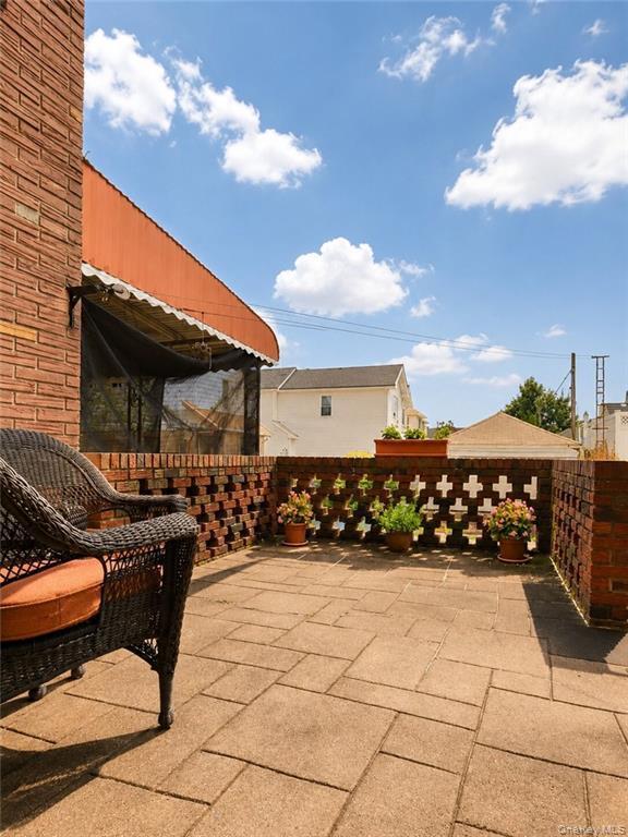 Single Family Avenue T  Brooklyn, NY 11234, MLS-1046115-33