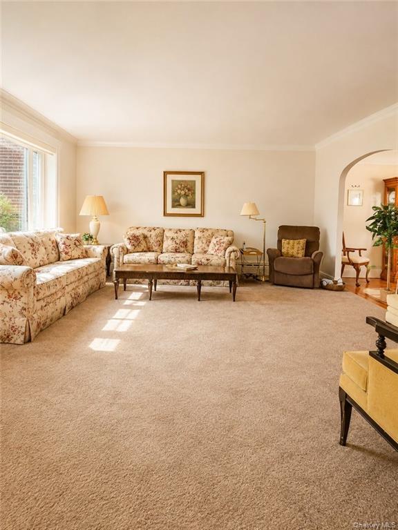 Single Family Avenue T Brooklyn, NY 11234, MLS-1046115-4