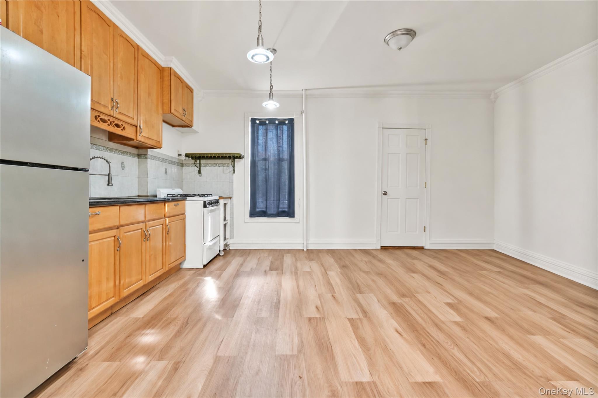 Single Family East 51 Street Brooklyn, NY 11203, MLS-1046116-20