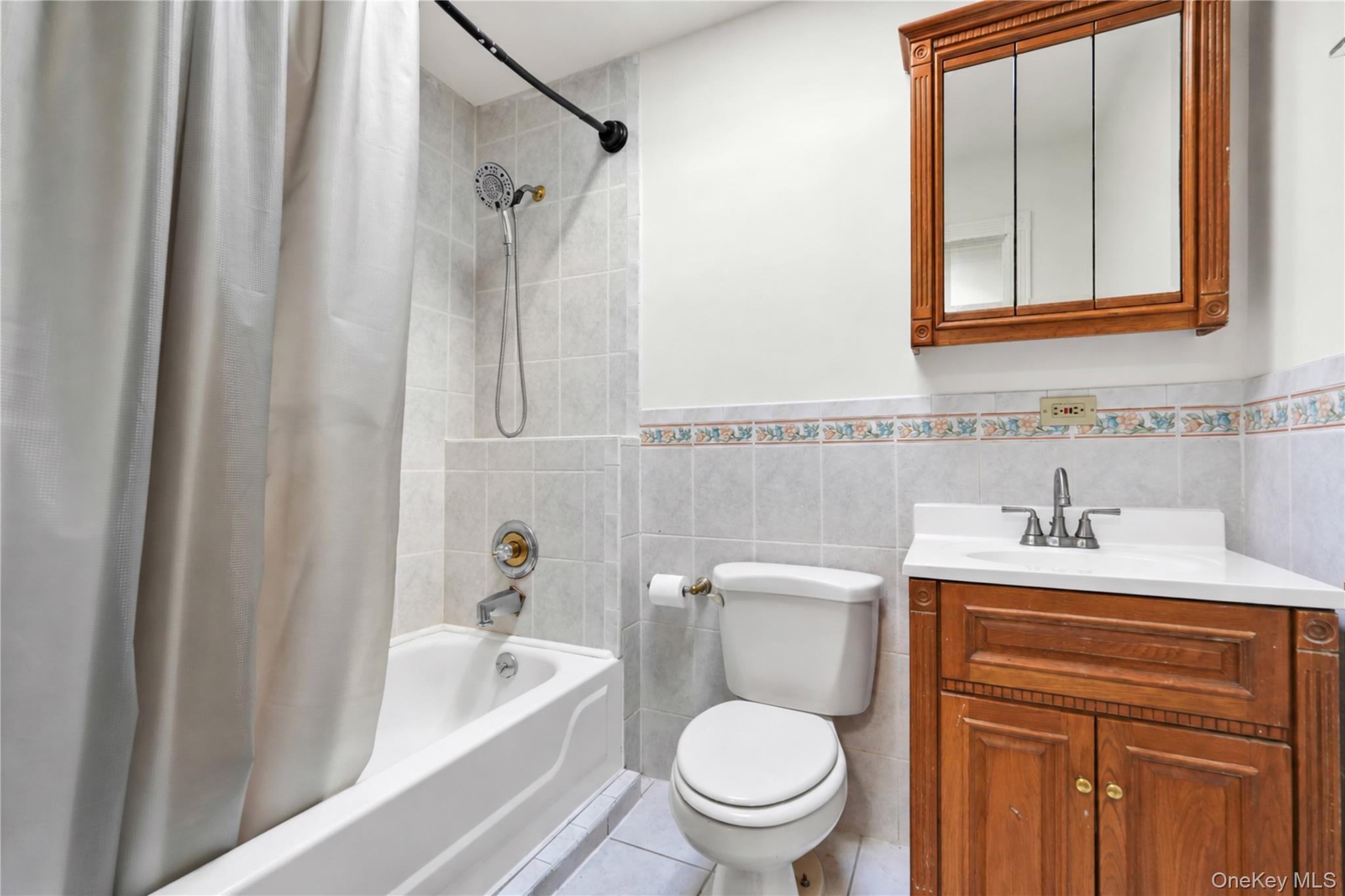 Single Family East 51 Street Brooklyn, NY 11203, MLS-1046116-28
