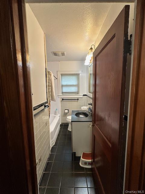 Single Family Schoolhouse Lane Dutchess County, NY 12603, MLS-1046138-10