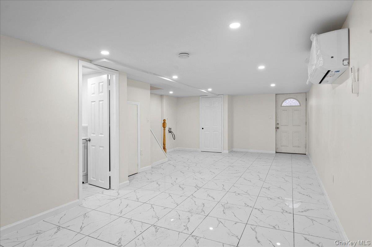 Single Family E 223rd Street  Bronx, NY 10466, MLS-1046142-18