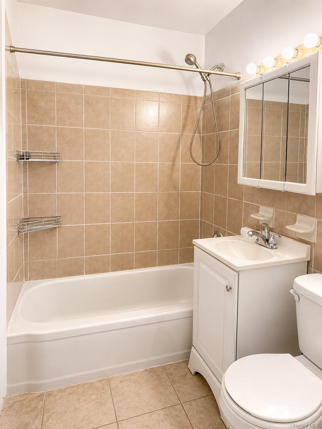 Single Family Metropolitan Avenue  Bronx, NY 10462, MLS-1046154-4