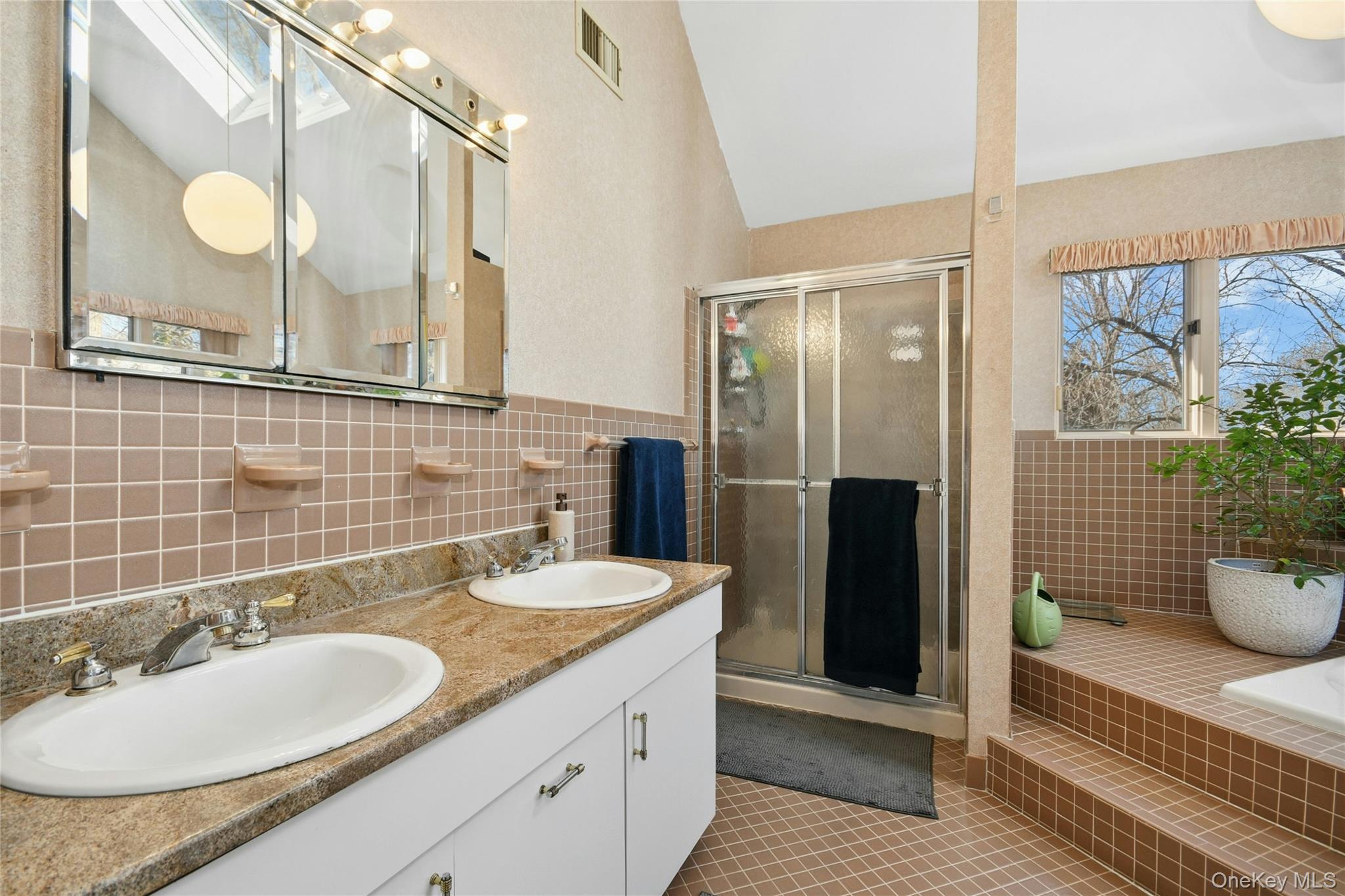 Single Family Waterview Drive Suffolk County, NY 11777, MLS-1046184-18