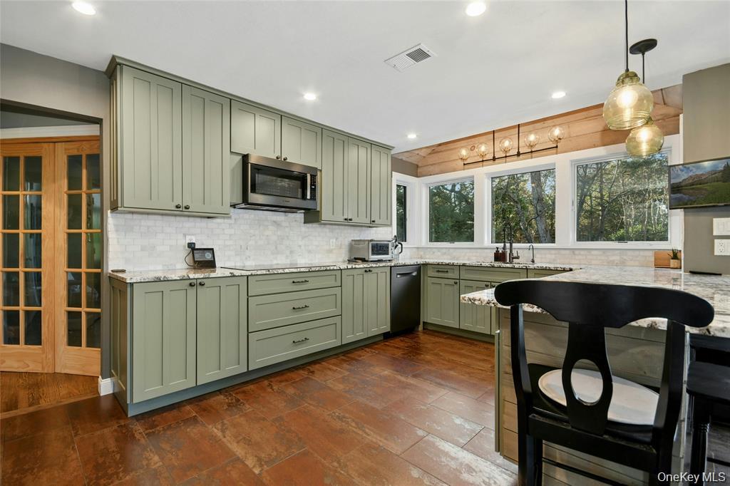Single Family Waterview Drive Suffolk County, NY 11777, MLS-1046184-6