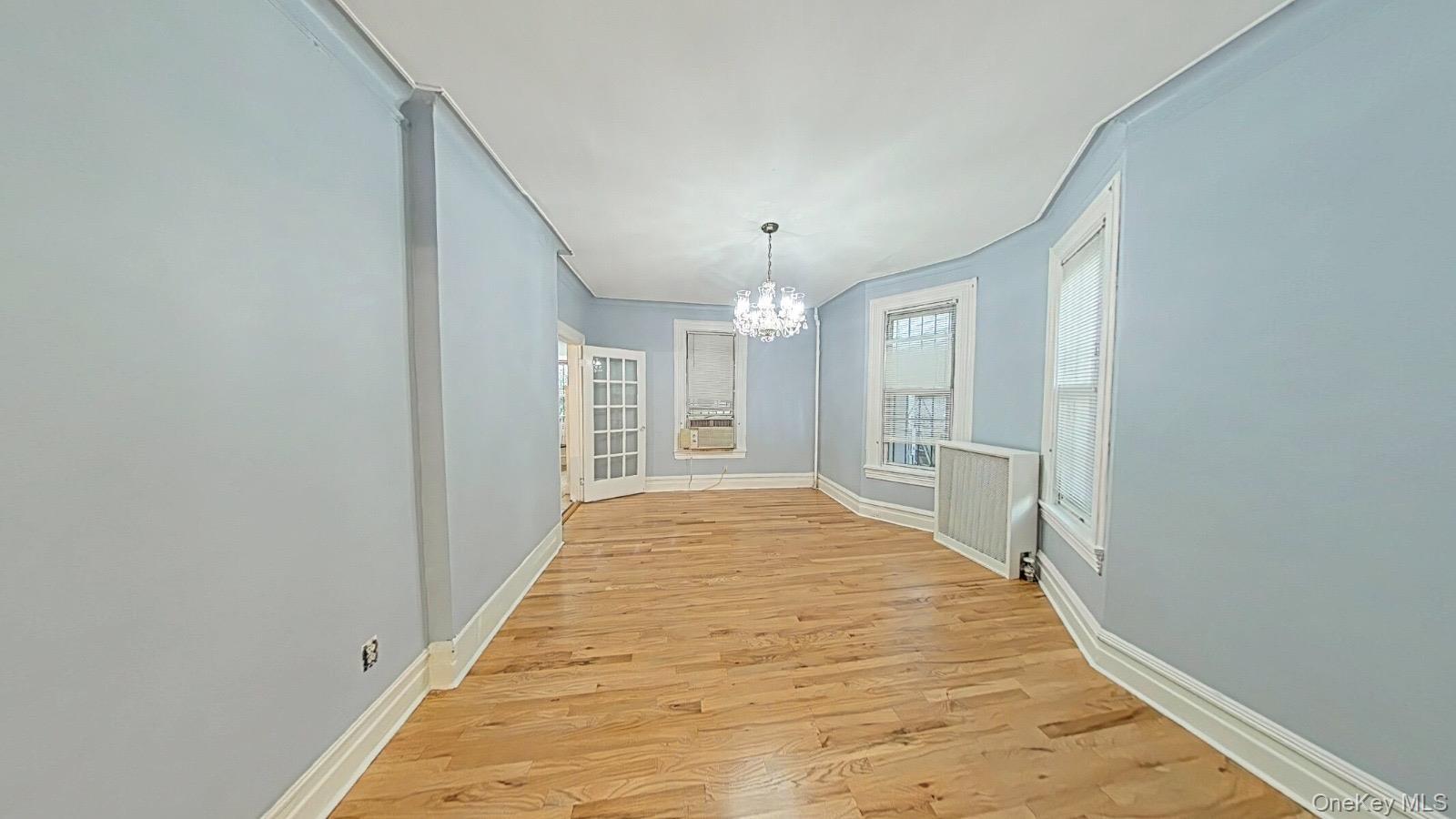 Single Family Fort Independence Street  Bronx, NY 10463, MLS-1046191-4