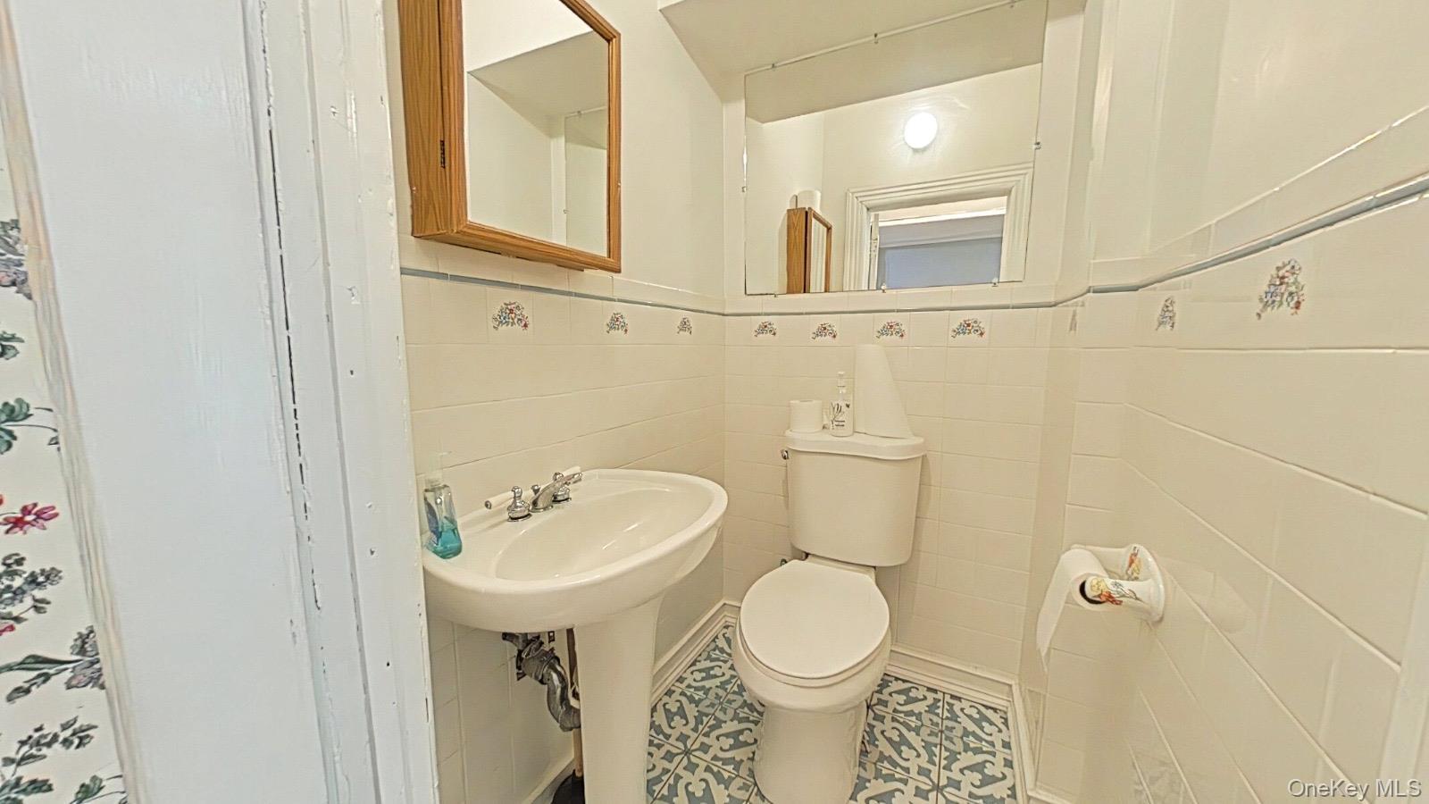 Single Family Fort Independence Street  Bronx, NY 10463, MLS-1046191-7