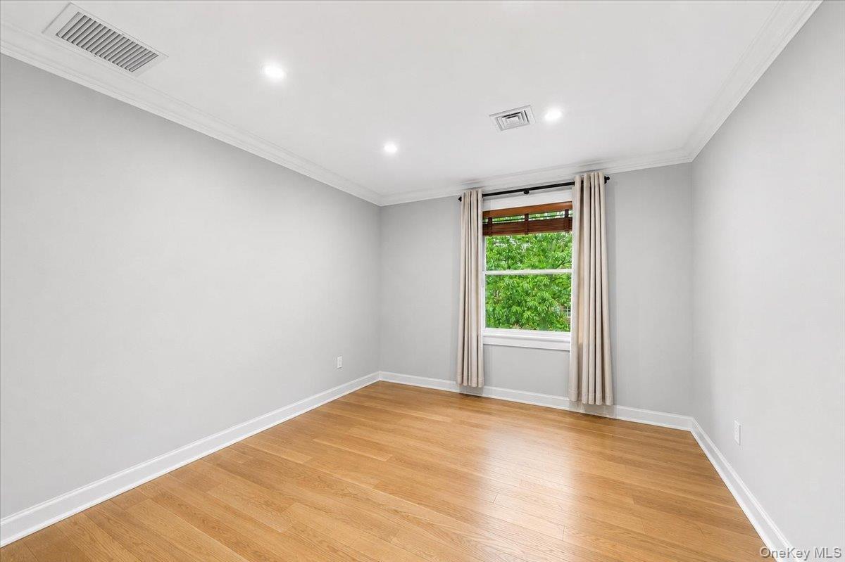 Single Family Wildway Westchester County, NY 10708, MLS-1046201-21