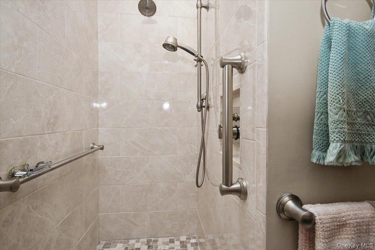Single Family Harden Drive  Dutchess County, NY 12540, MLS-1046205-29