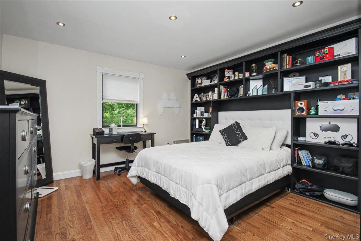 Single Family Harden Drive  Dutchess County, NY 12540, MLS-1046205-37