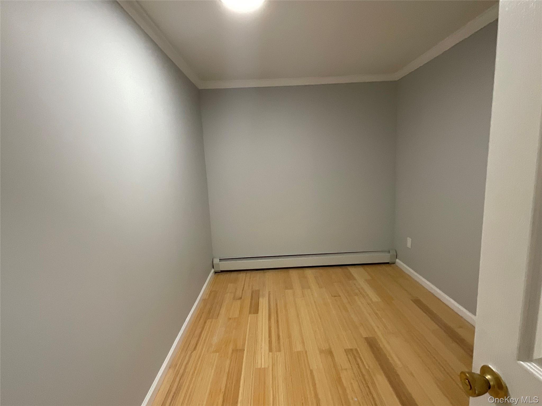 Single Family Guy R Brewer Blvd Queens, NY 11433, MLS-1046209-20