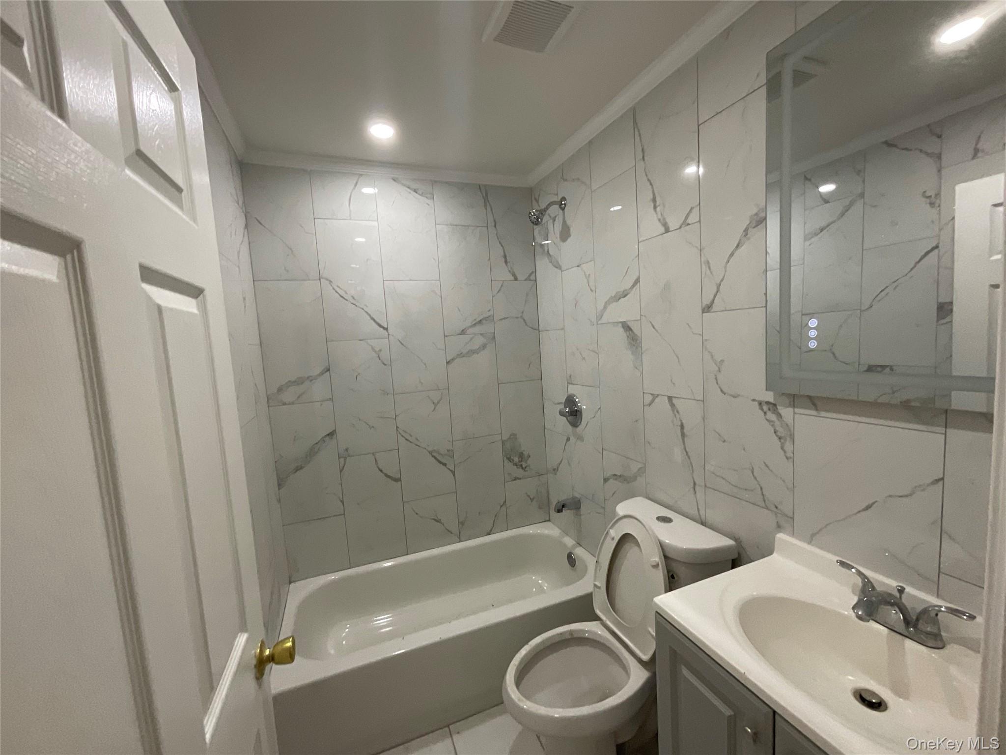 Single Family Guy R Brewer Blvd  Queens, NY 11433, MLS-1046209-23