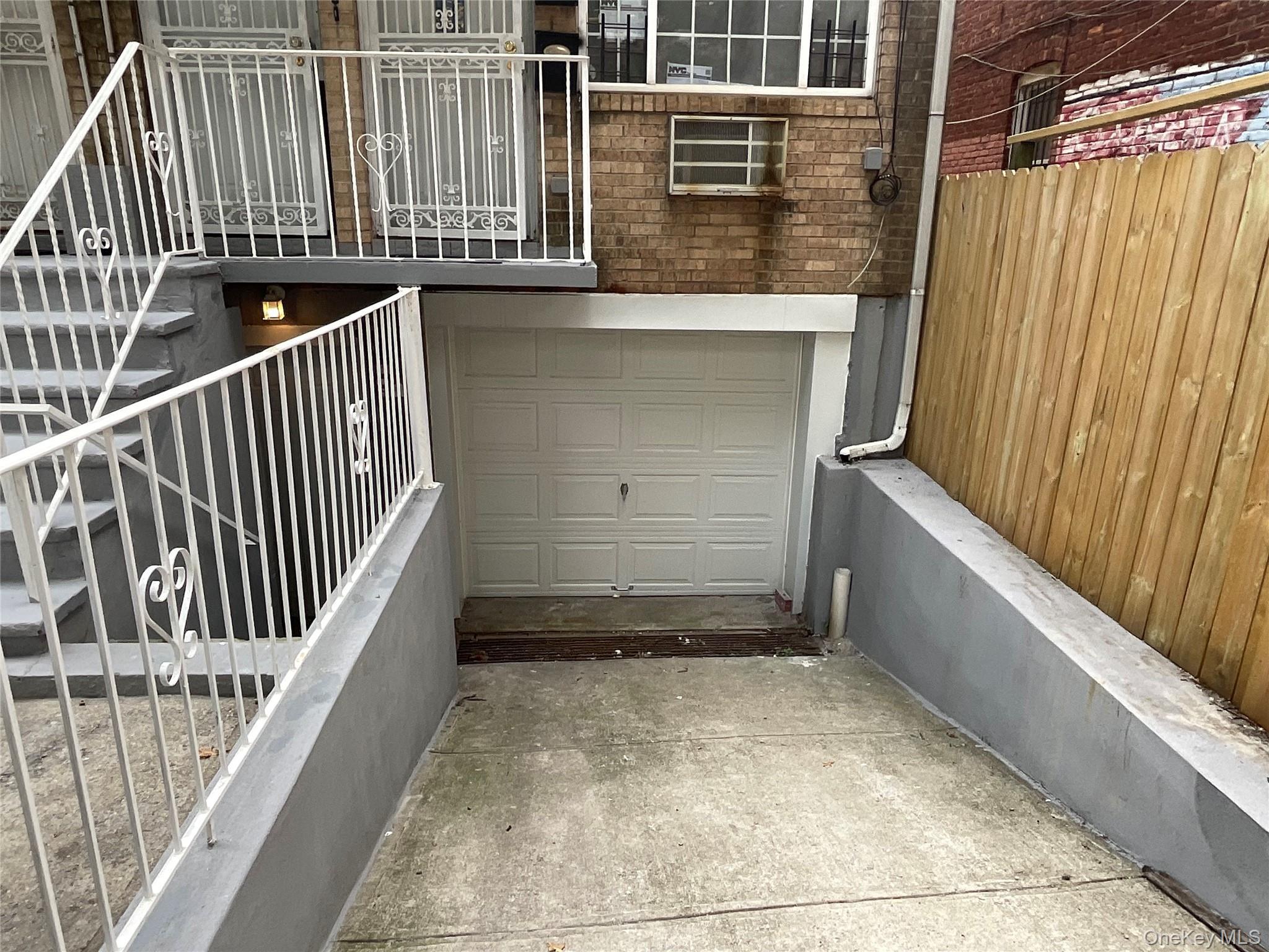 Single Family Guy R Brewer Blvd Queens, NY 11433, MLS-1046209-9