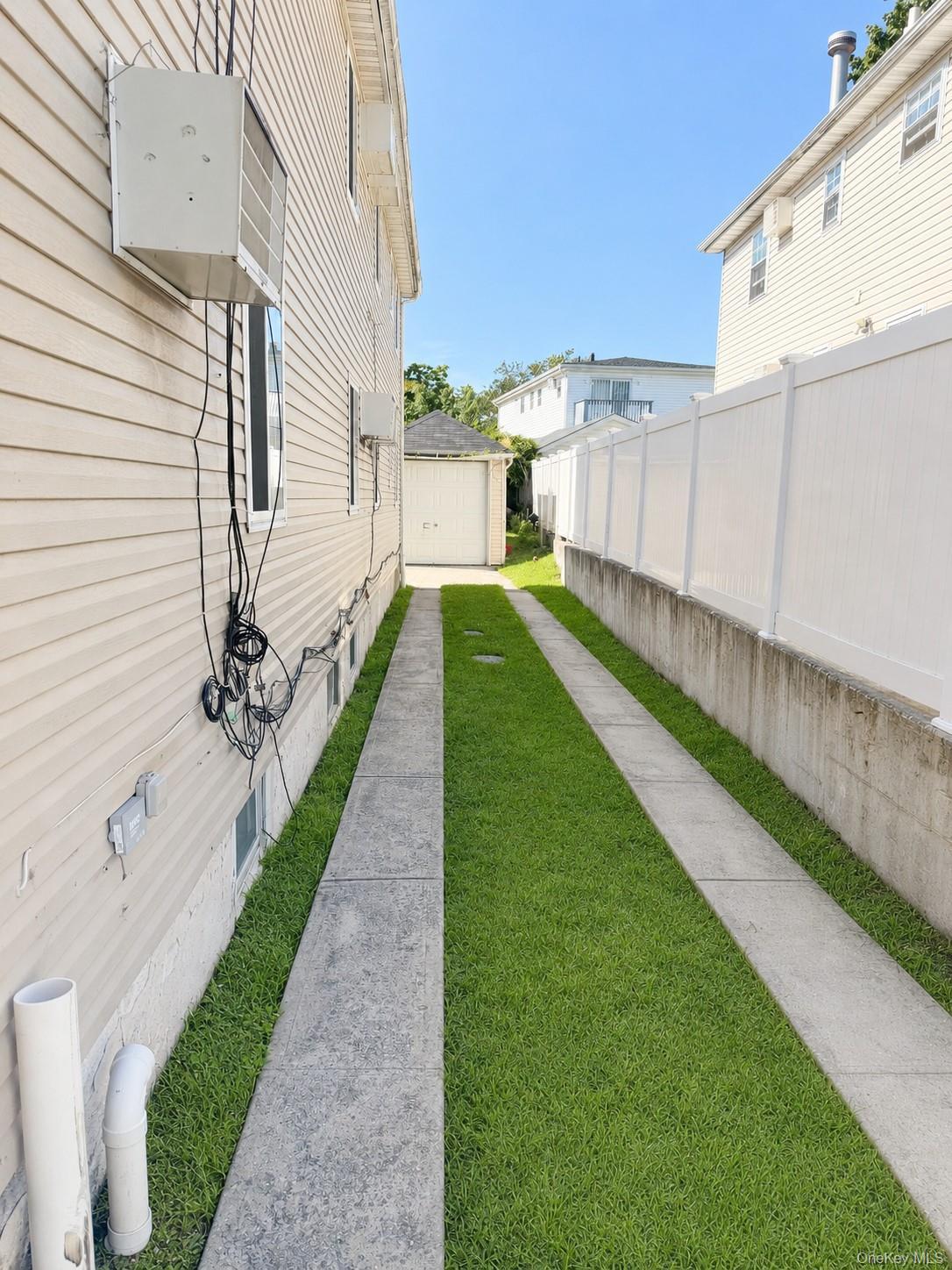 Single Family 144th Avenue Queens, NY 11434, MLS-1046214-2