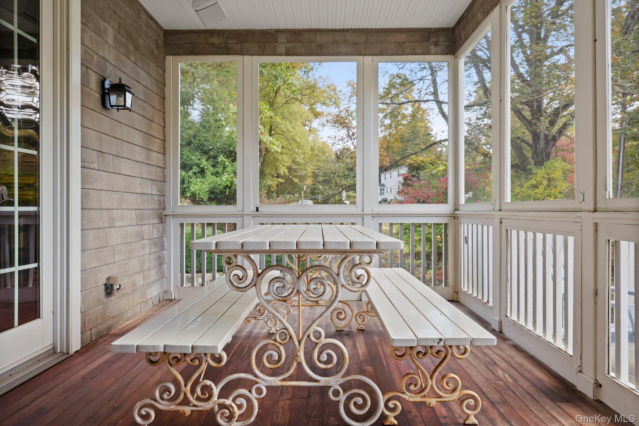 Single Family Hickory Lane  Westchester County, NY 10506, MLS-1046215-11
