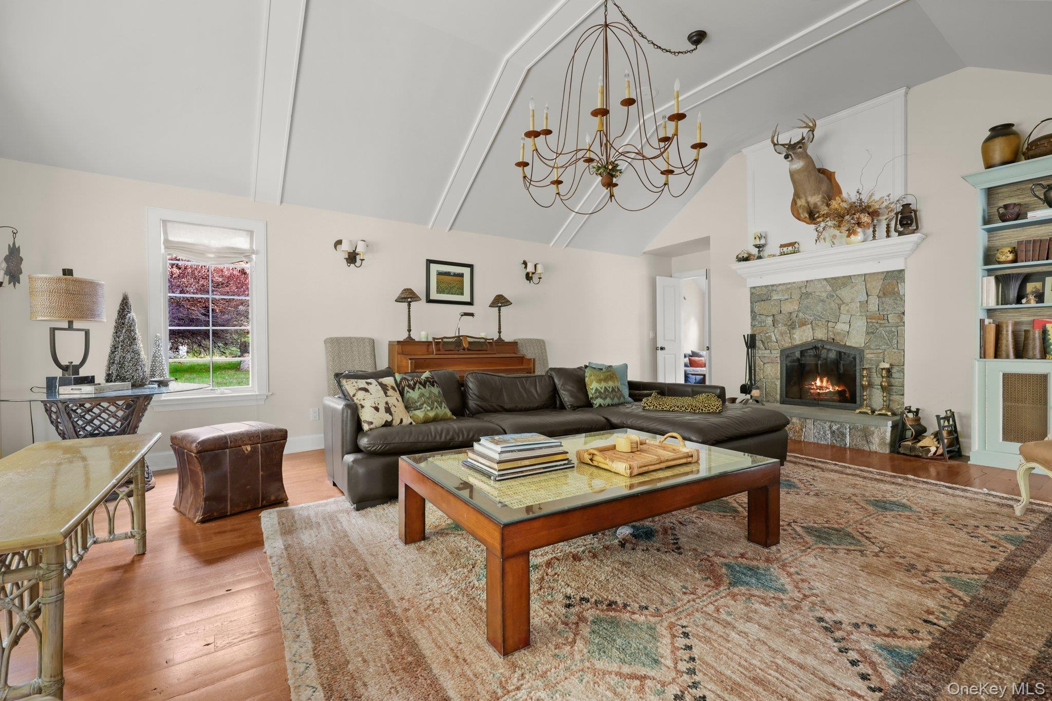 Single Family Hickory Lane  Westchester County, NY 10506, MLS-1046215-12