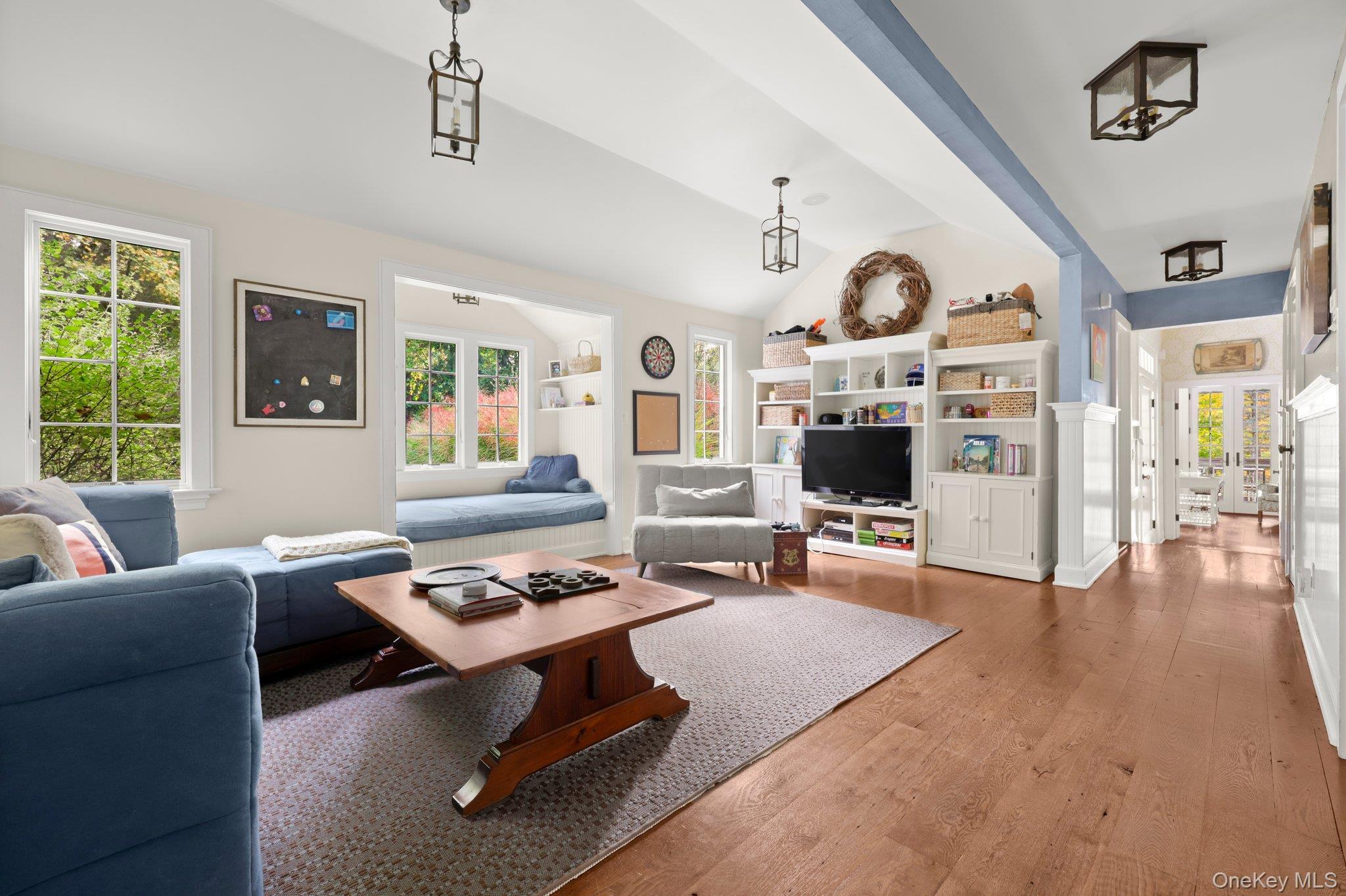 Single Family Hickory Lane  Westchester County, NY 10506, MLS-1046215-13