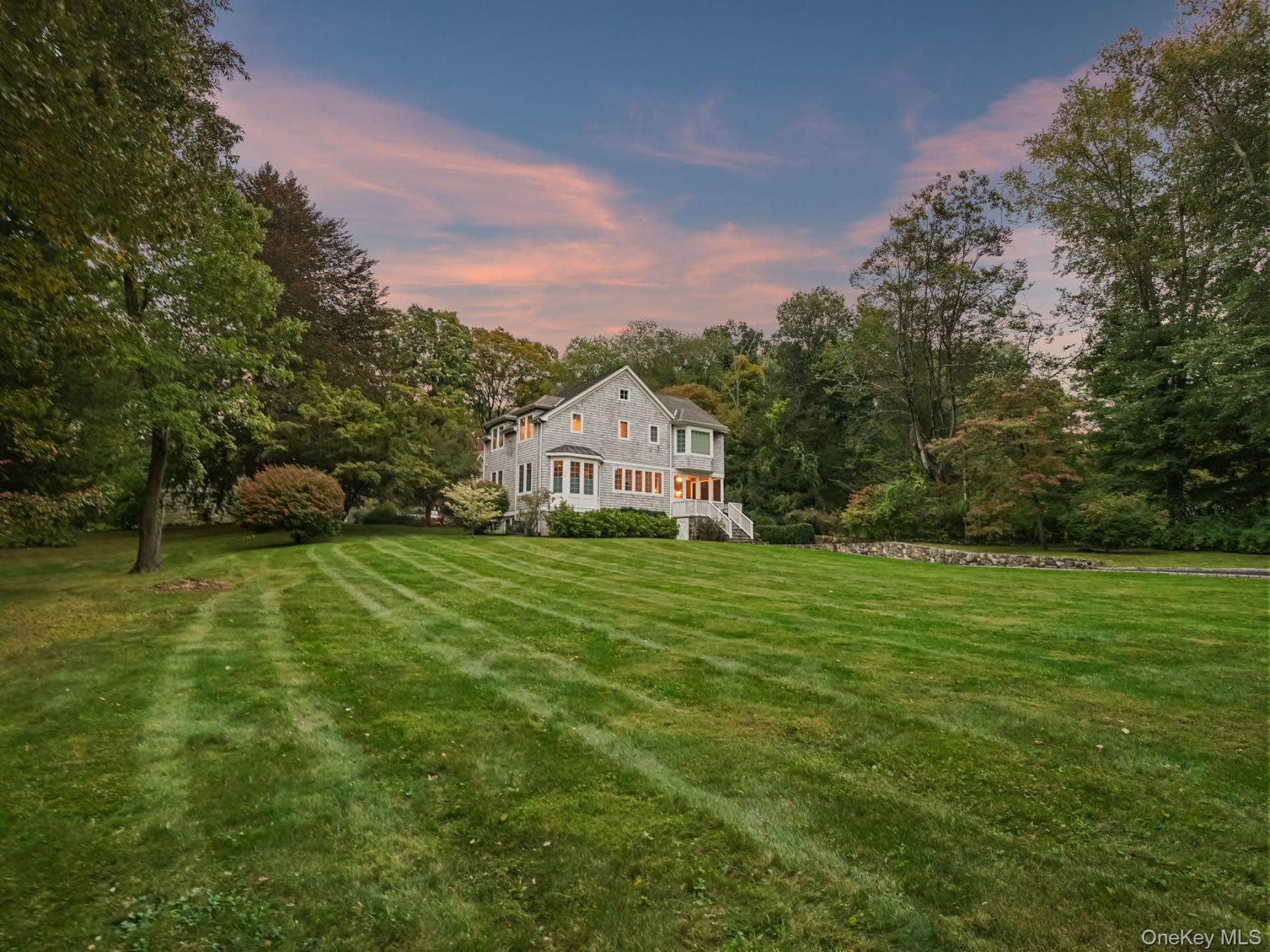 Single Family Hickory Lane  Westchester County, NY 10506, MLS-1046215-25