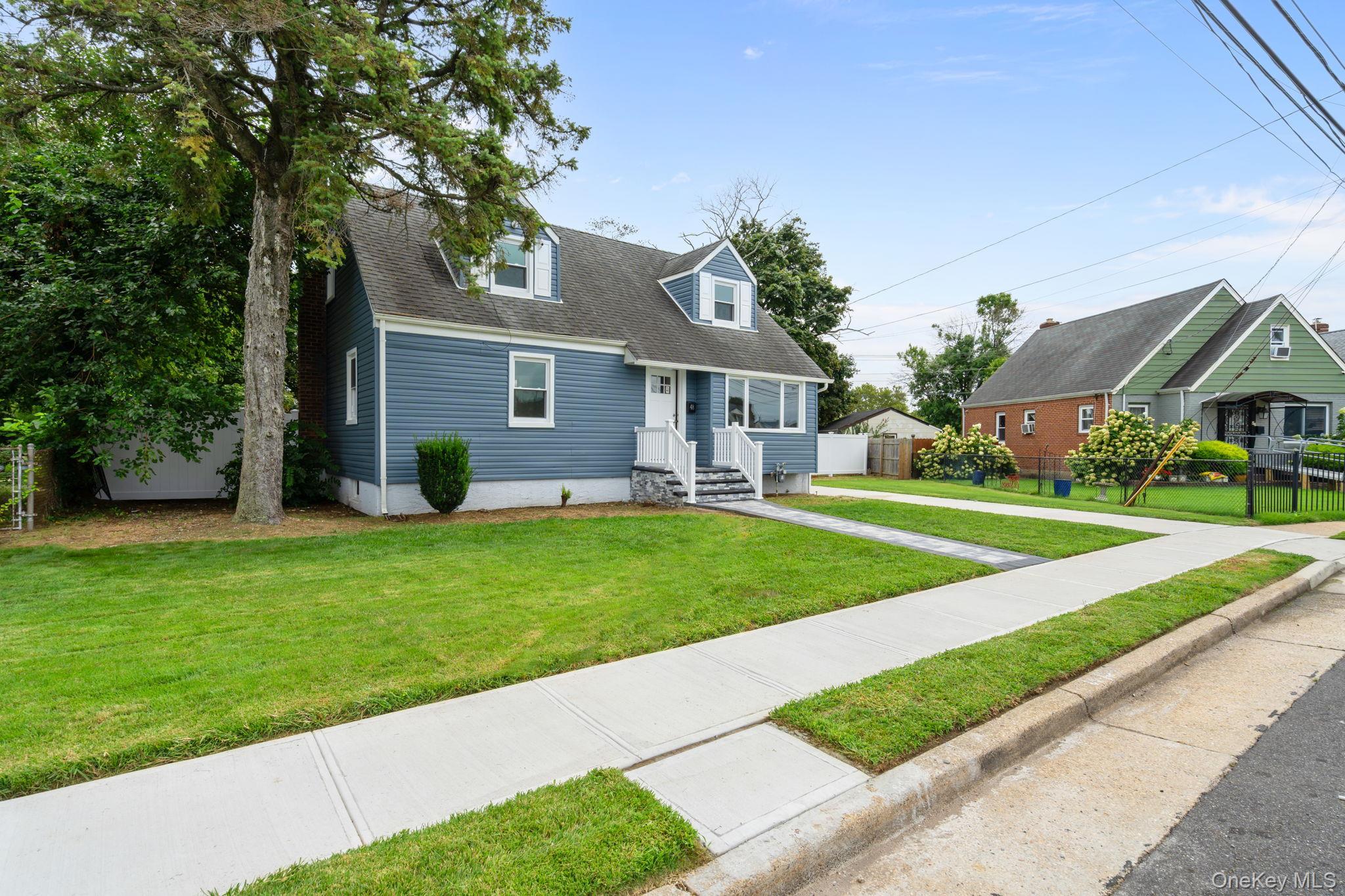 Single Family Cliff Avenue Nassau County, NY 11550, MLS-1046223-3