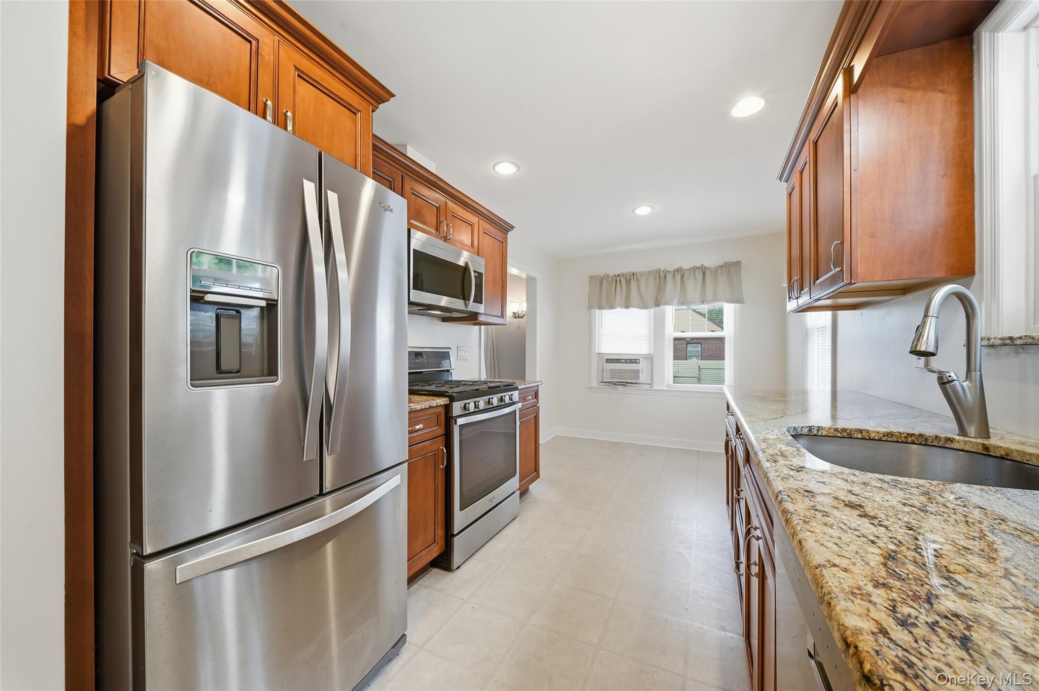 Single Family Ray Street  Nassau County, NY 11520, MLS-1046229-8