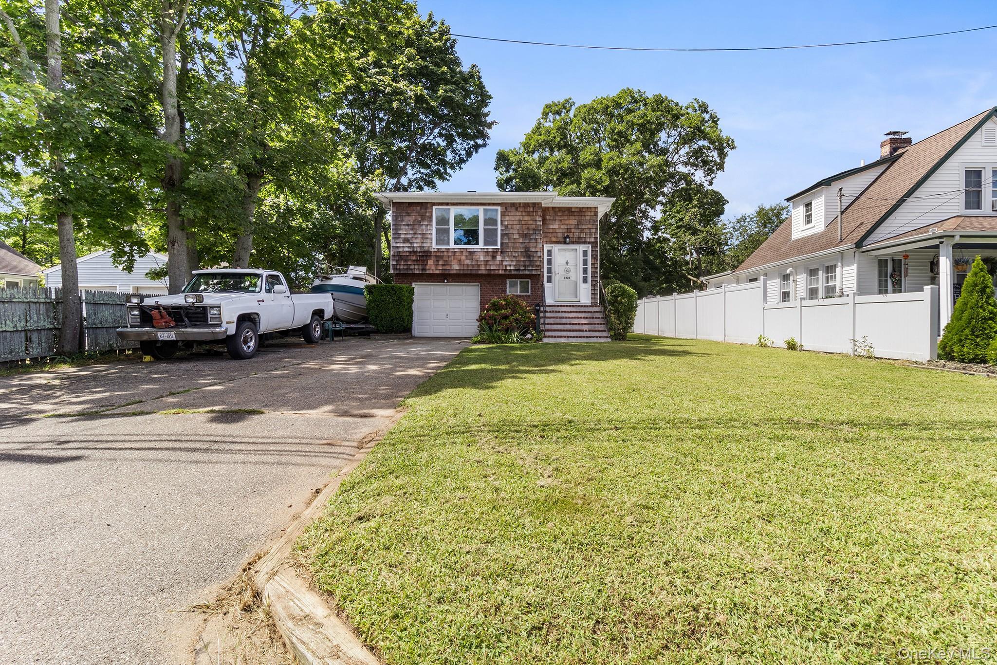 Single Family Pine Acres Boulevard Suffolk County, NY 11706, MLS-1046243-3