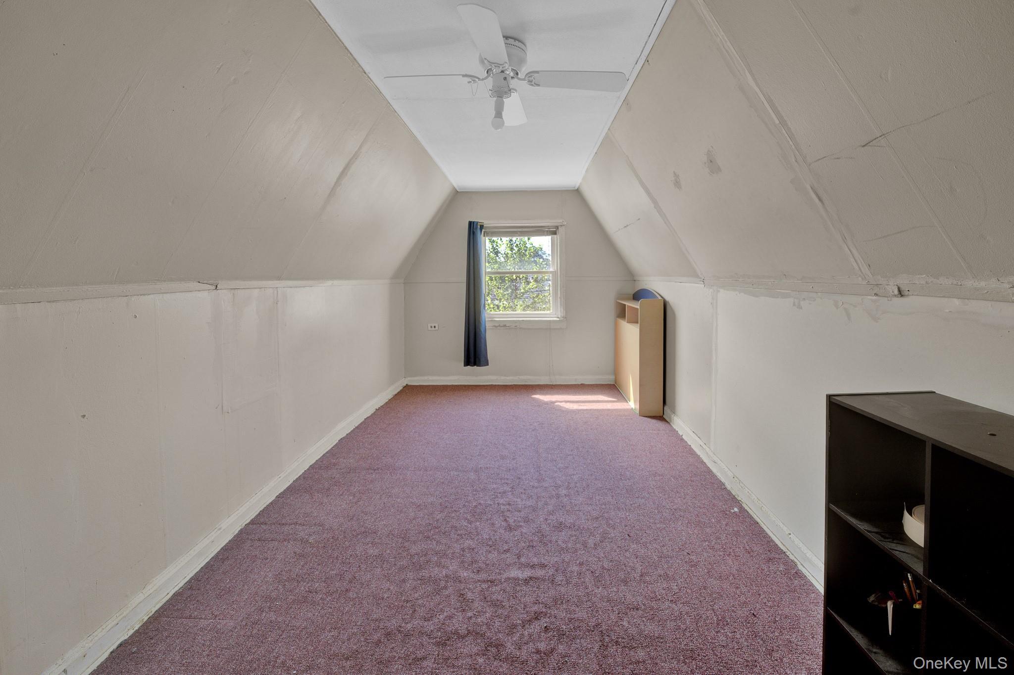 Single Family 193rd Street Queens, NY 11413, MLS-1046275-18