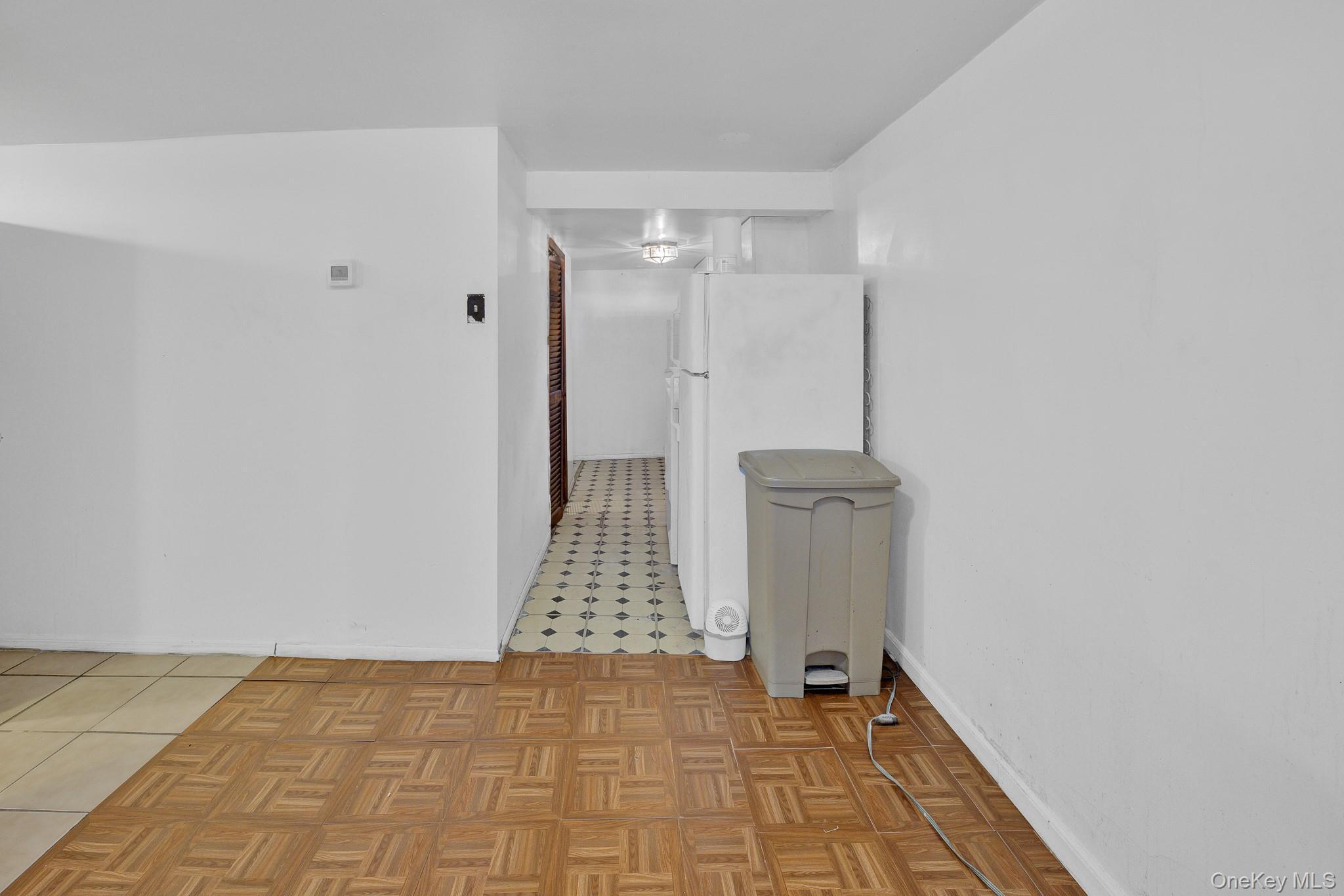 Single Family 193rd Street Queens, NY 11413, MLS-1046275-21