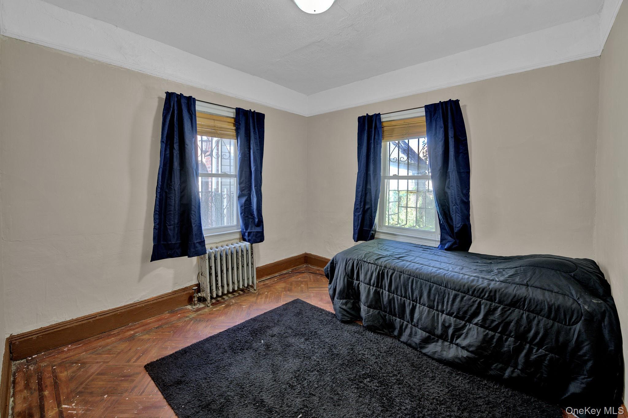 Single Family 193rd Street Queens, NY 11413, MLS-1046275-8