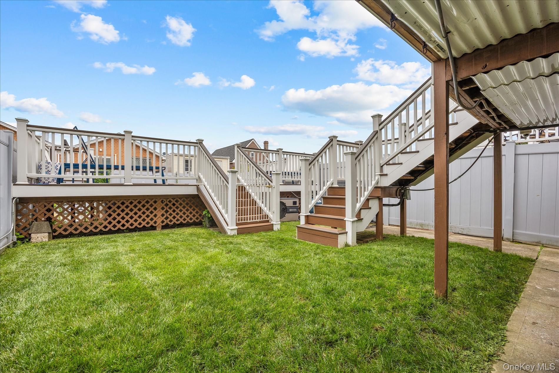 Single Family 52nd Road  Queens, NY 11378, MLS-1046289-34