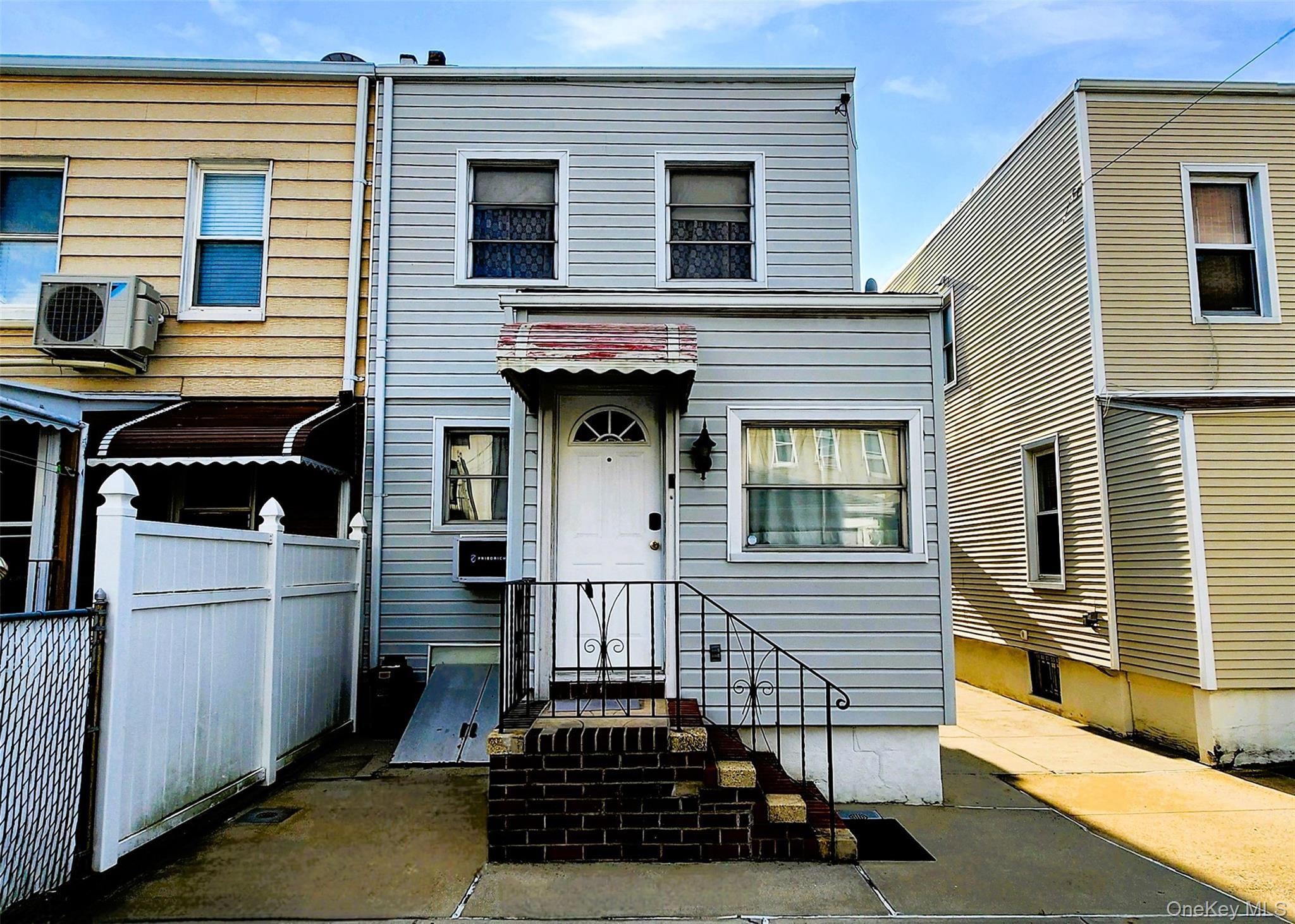 Single Family 64th Street  Queens, NY 11385, MLS-1046293-18