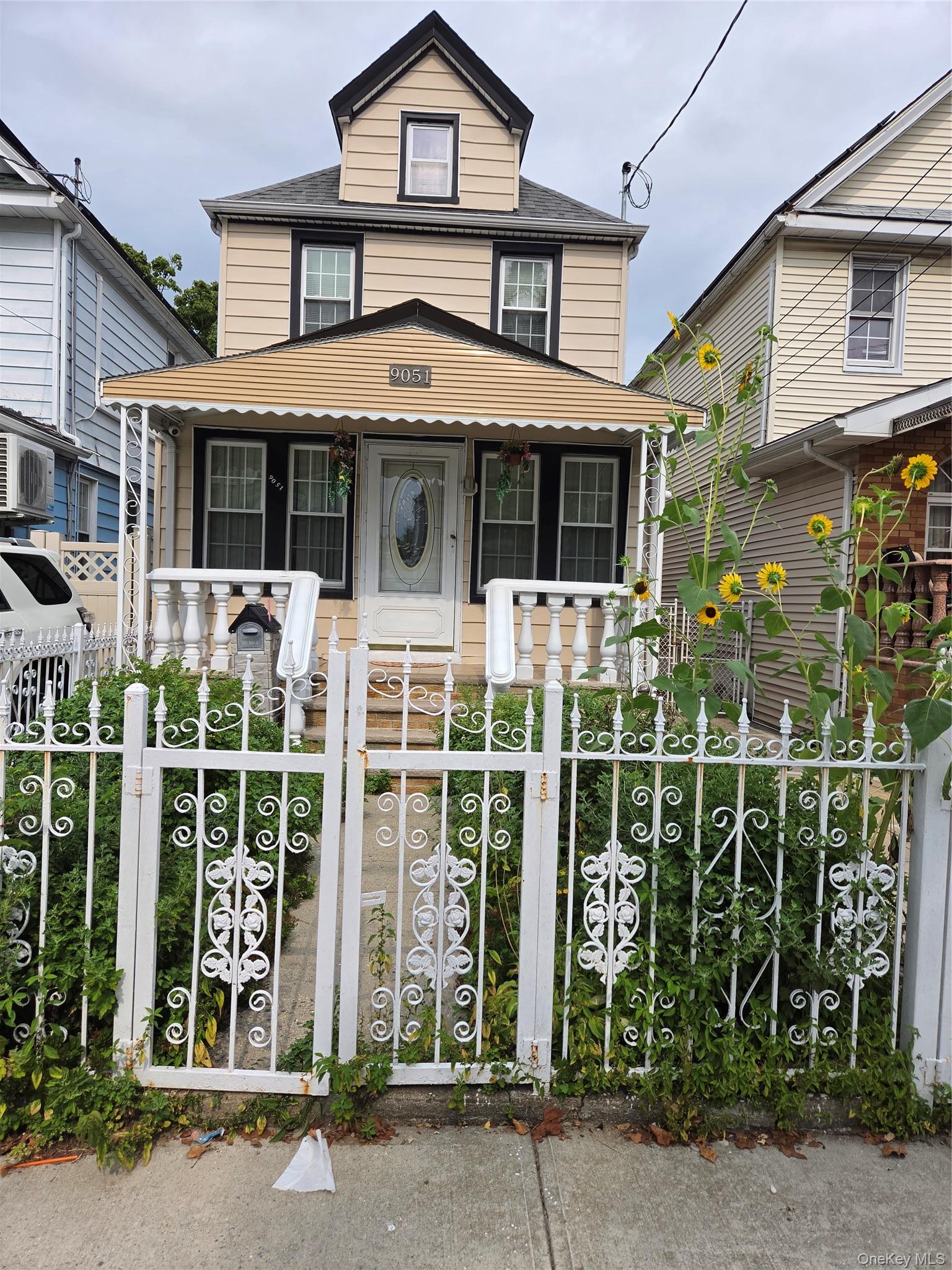 Single Family 201st Street  Queens, NY 11423, MLS-1046299-2