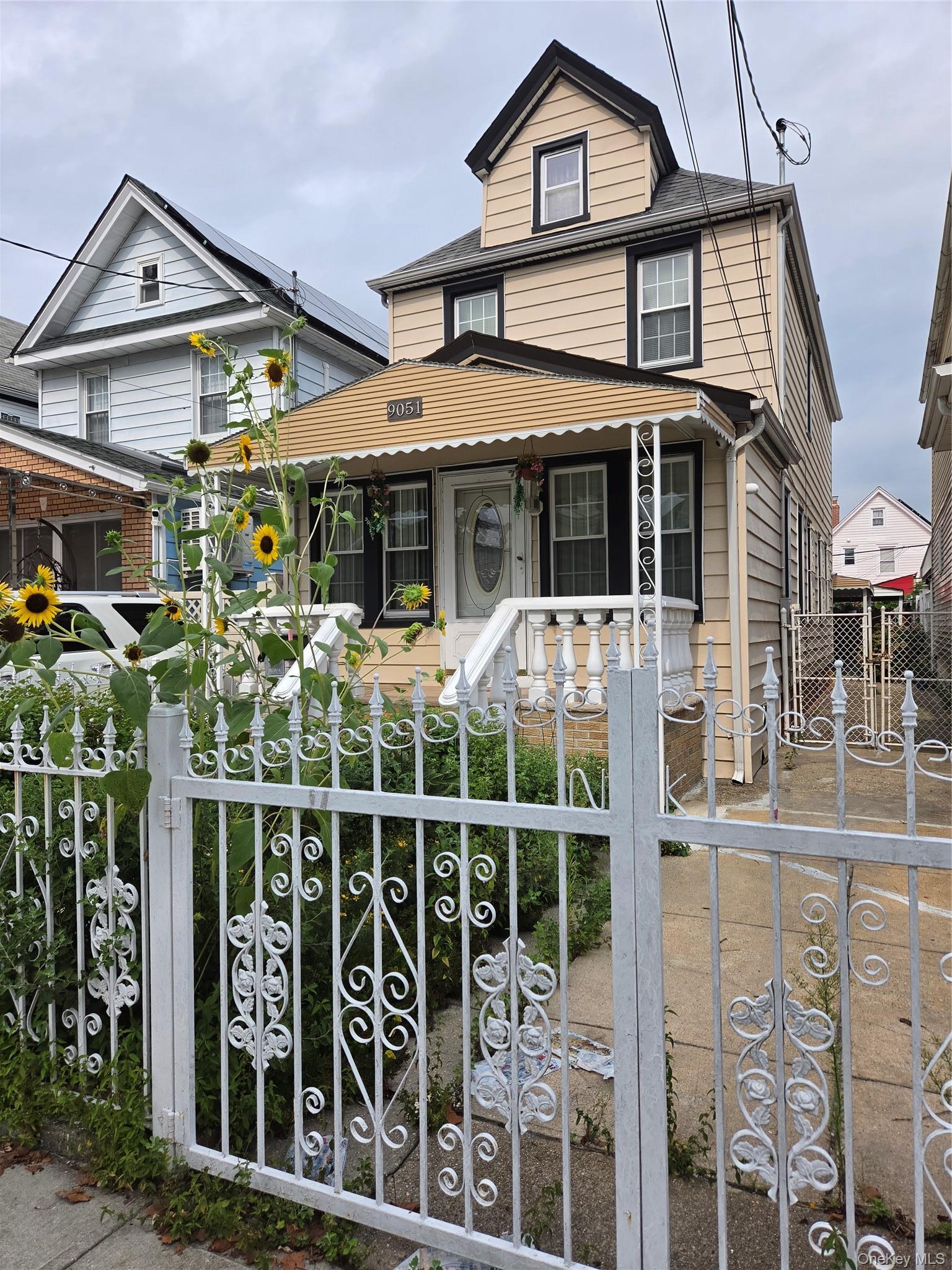 Single Family 201st Street  Queens, NY 11423, MLS-1046299-3