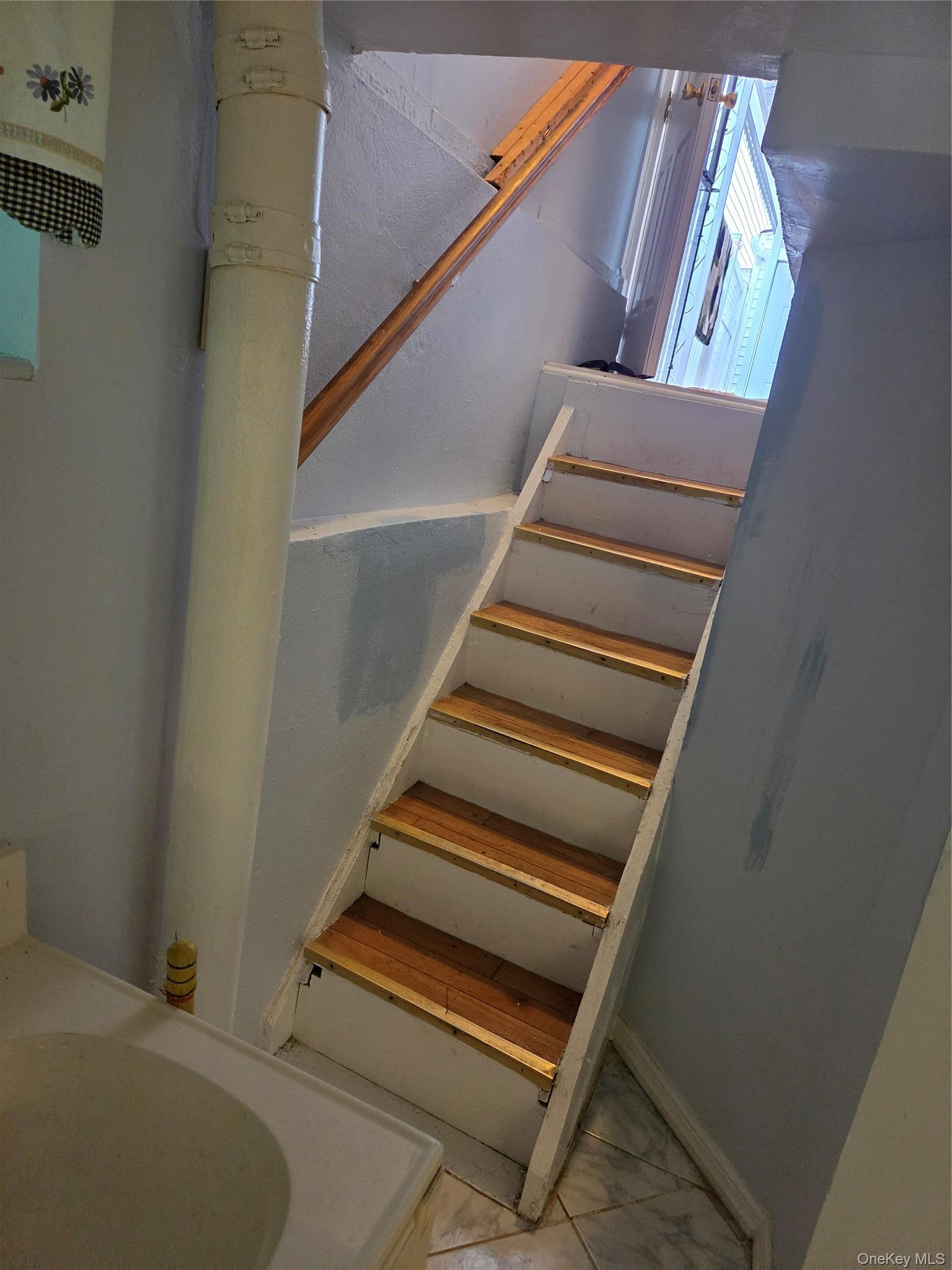 Single Family 201st Street  Queens, NY 11423, MLS-1046299-31