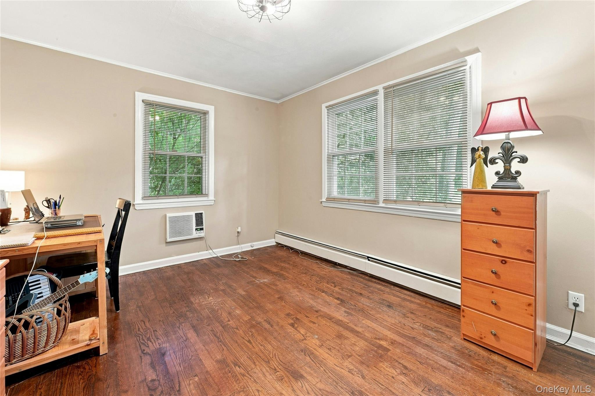 Single Family Cliftwood Drive Suffolk County, NY 11743, MLS-1046300-13
