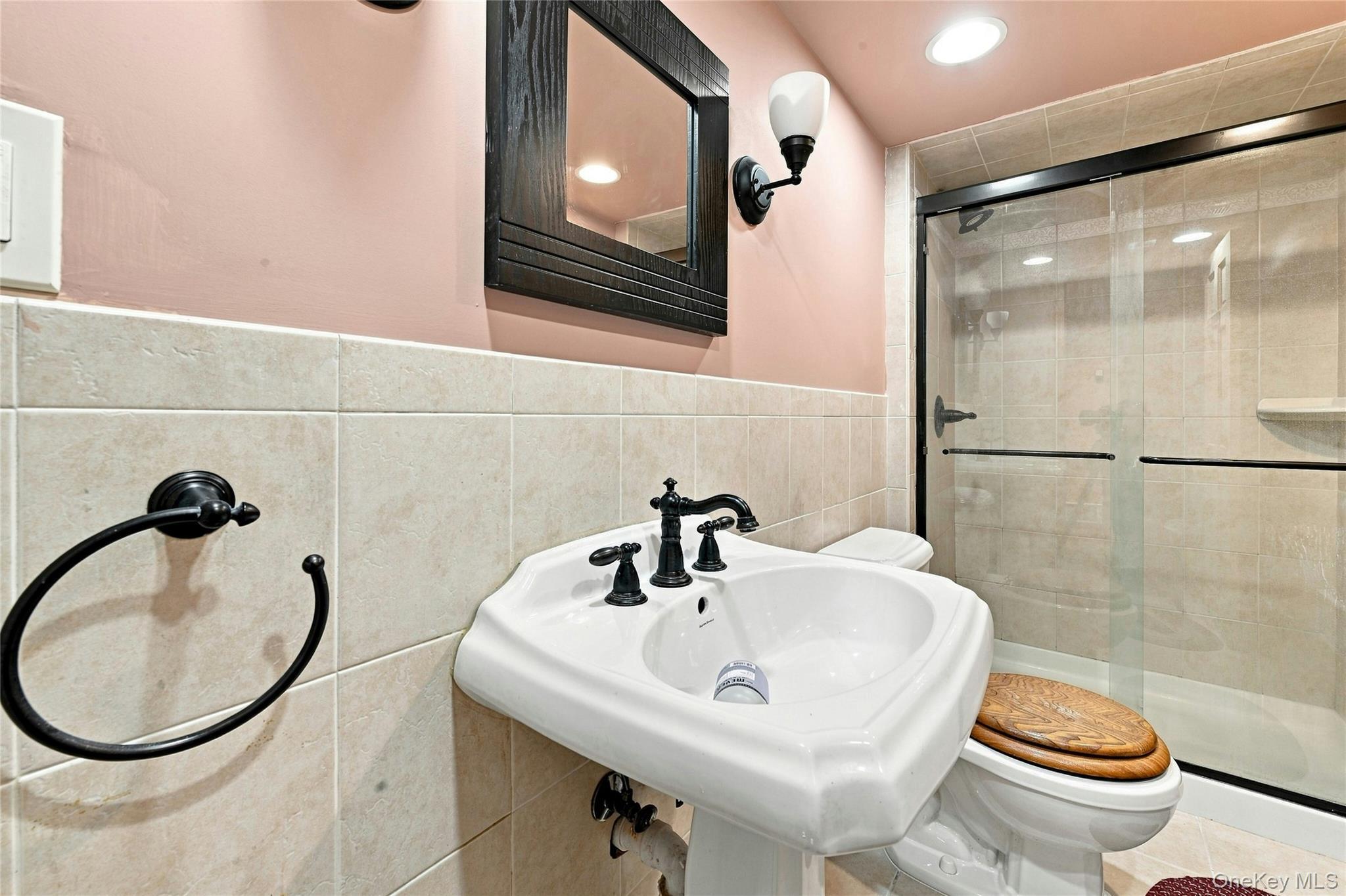 Single Family Cliftwood Drive Suffolk County, NY 11743, MLS-1046300-15