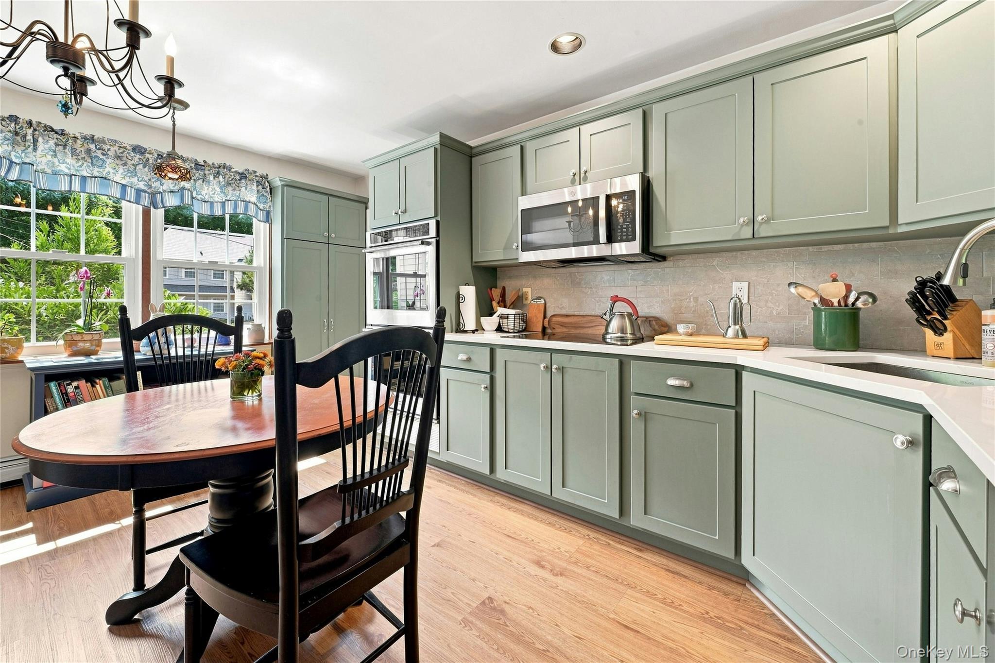 Single Family Cliftwood Drive Suffolk County, NY 11743, MLS-1046300-6