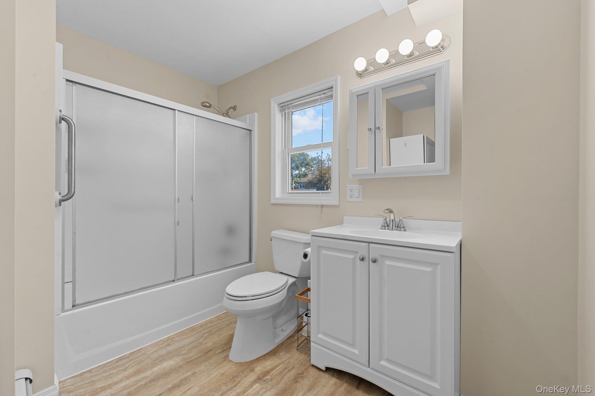 Single Family Laurel Street  Suffolk County, NY 11772, MLS-1046309-21