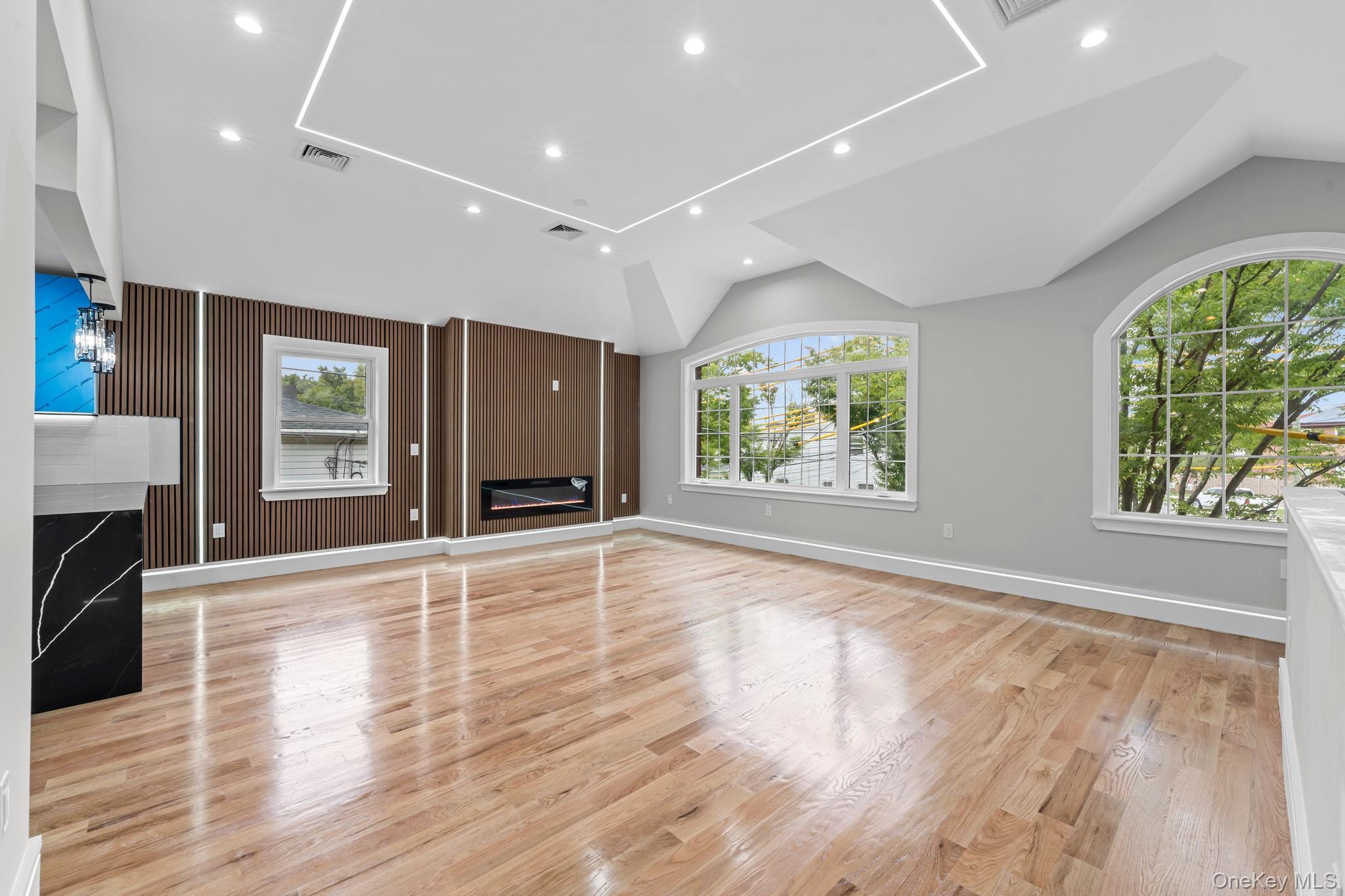 Single Family 145th Avenue  Queens, NY 11422, MLS-1046375-6