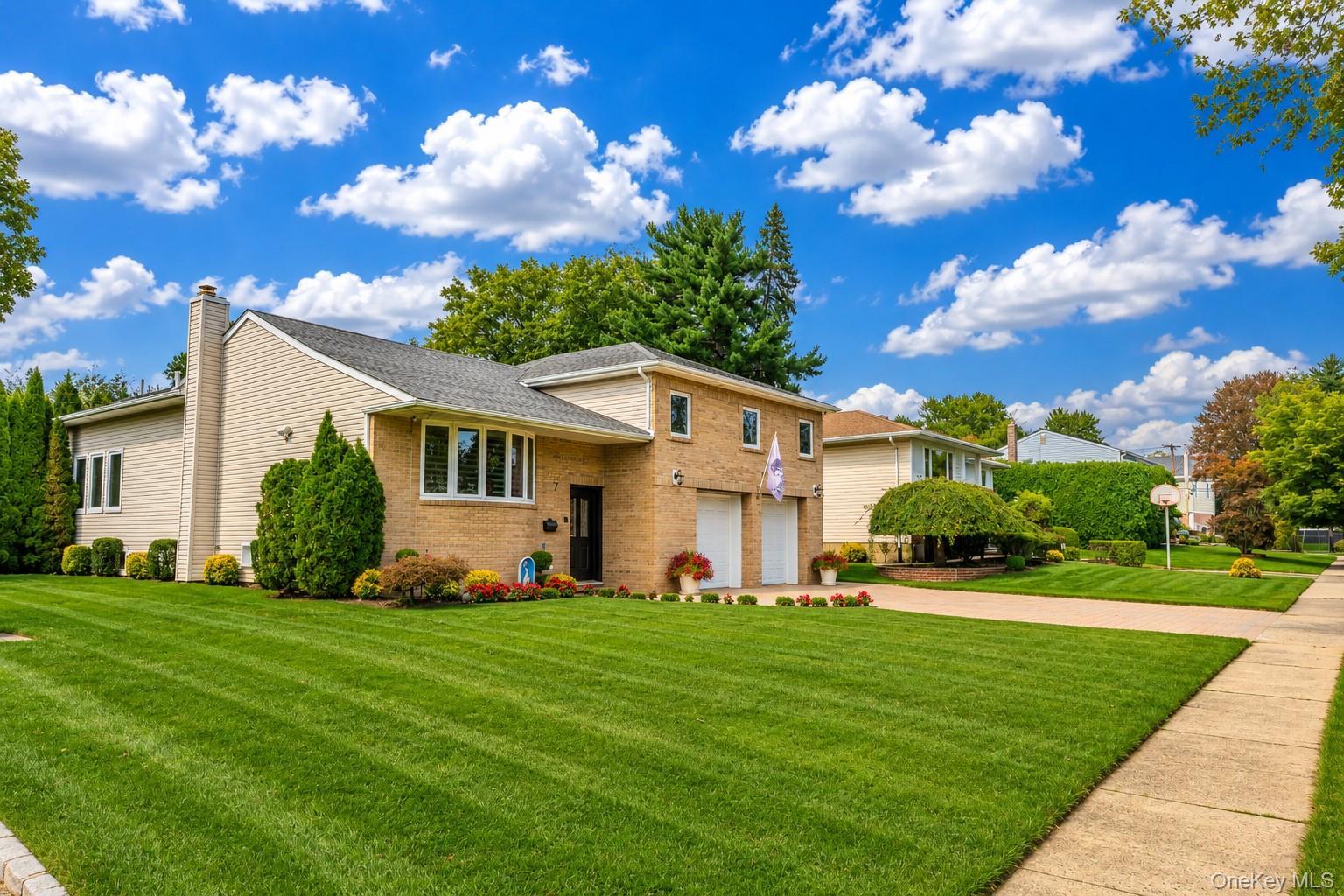 Single Family Monterey Drive Nassau County, NY 11040, MLS-1046387-49