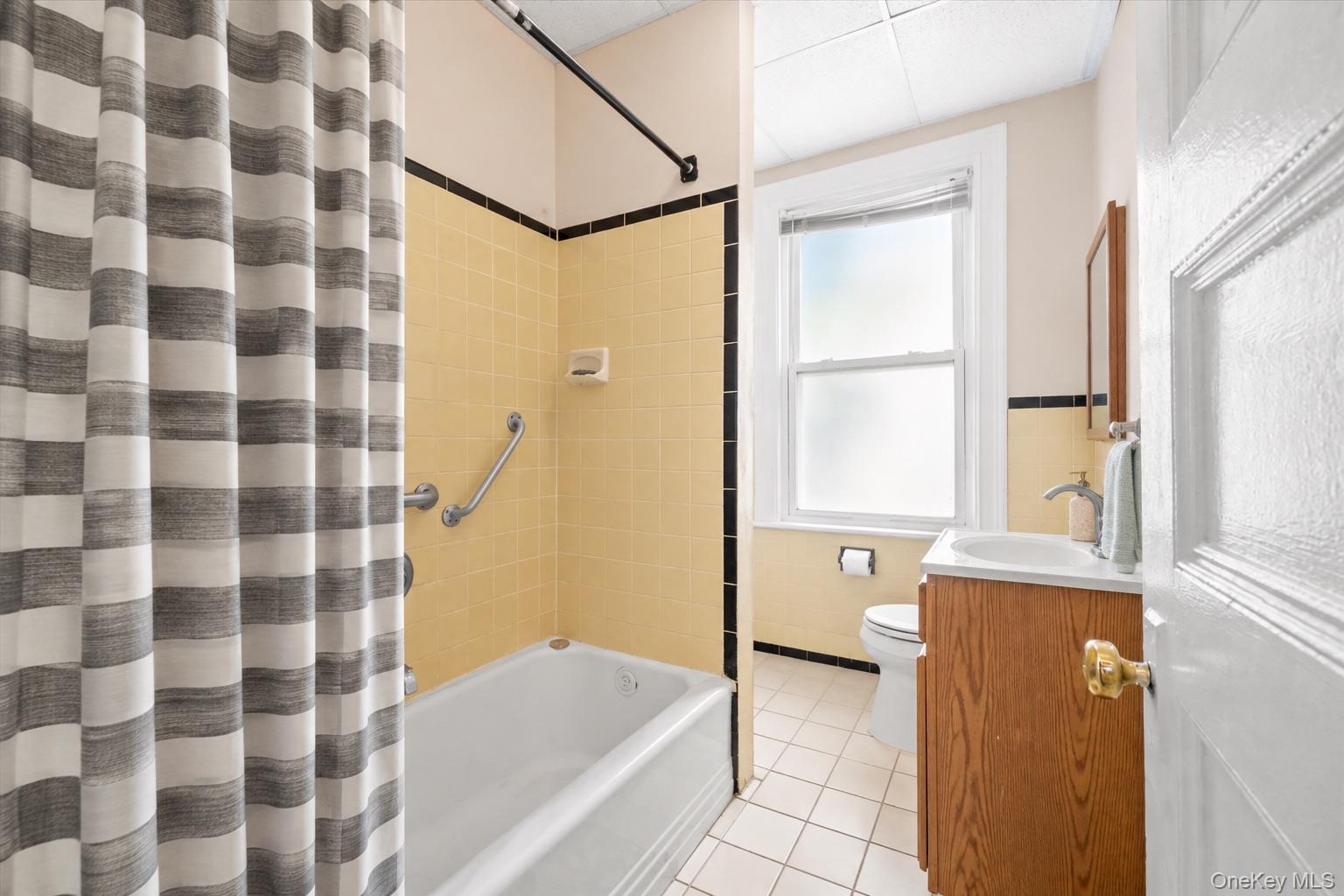 Single Family Union Avenue  Westchester County, NY 10550, MLS-1046388-16