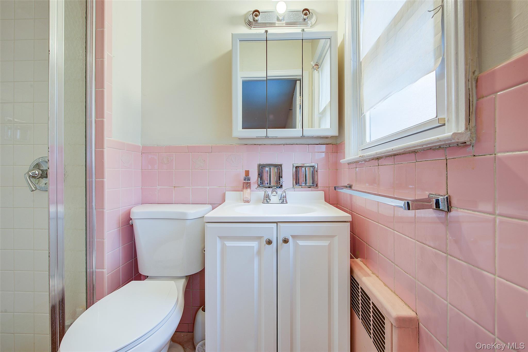 Single Family 28th Avenue  Queens, NY 11354, MLS-1046402-19
