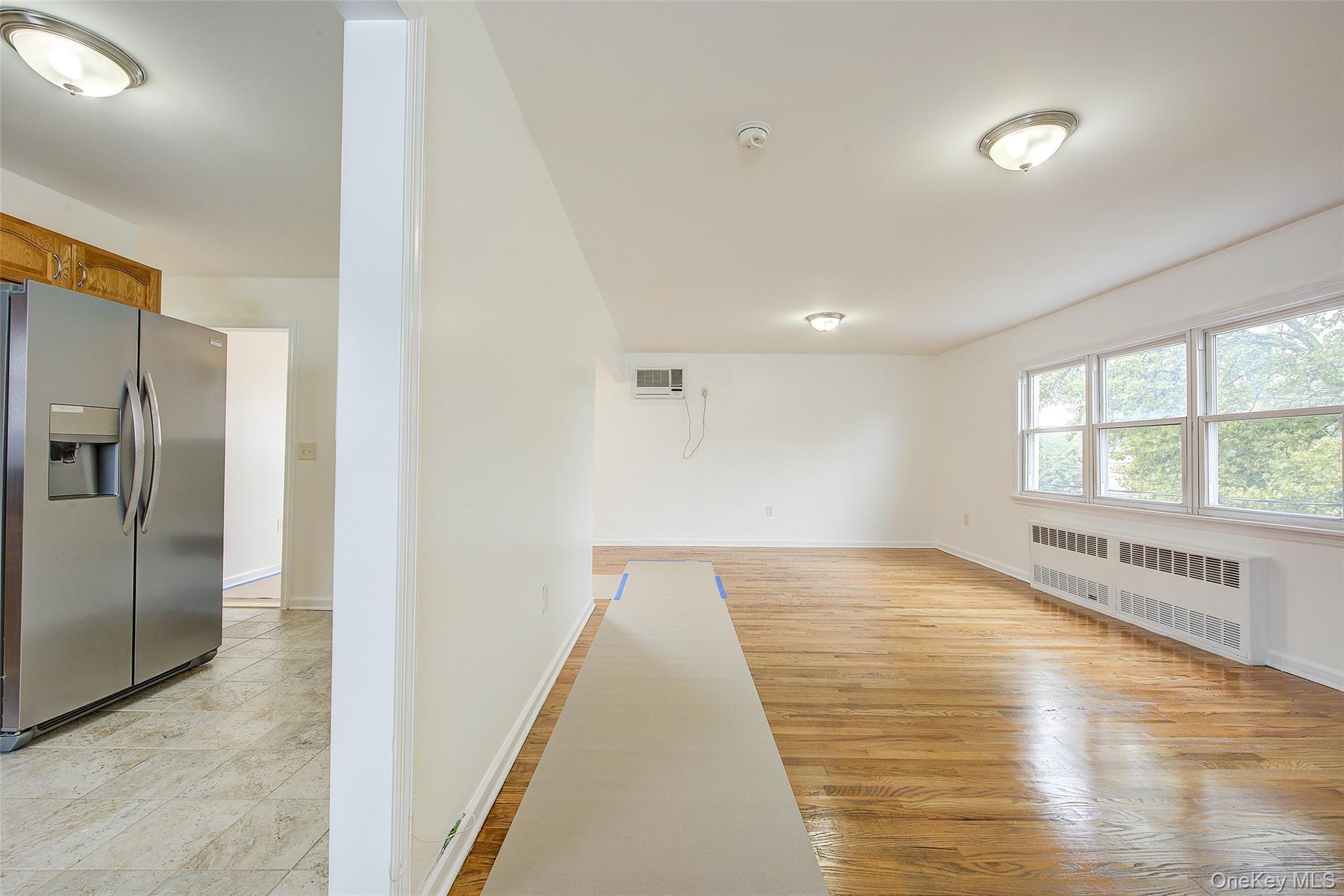 Single Family 28th Avenue  Queens, NY 11354, MLS-1046402-24