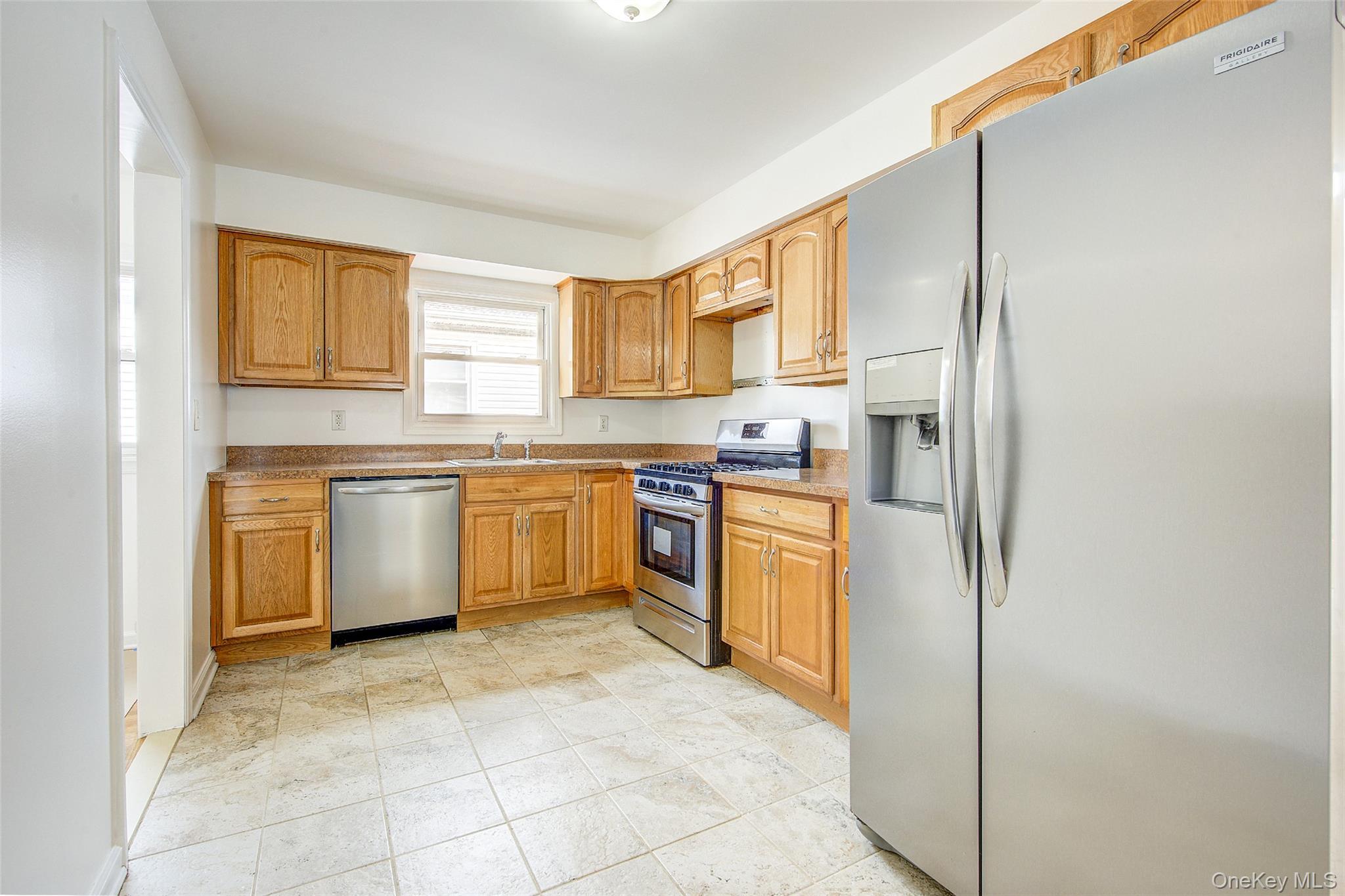Single Family 28th Avenue  Queens, NY 11354, MLS-1046402-29