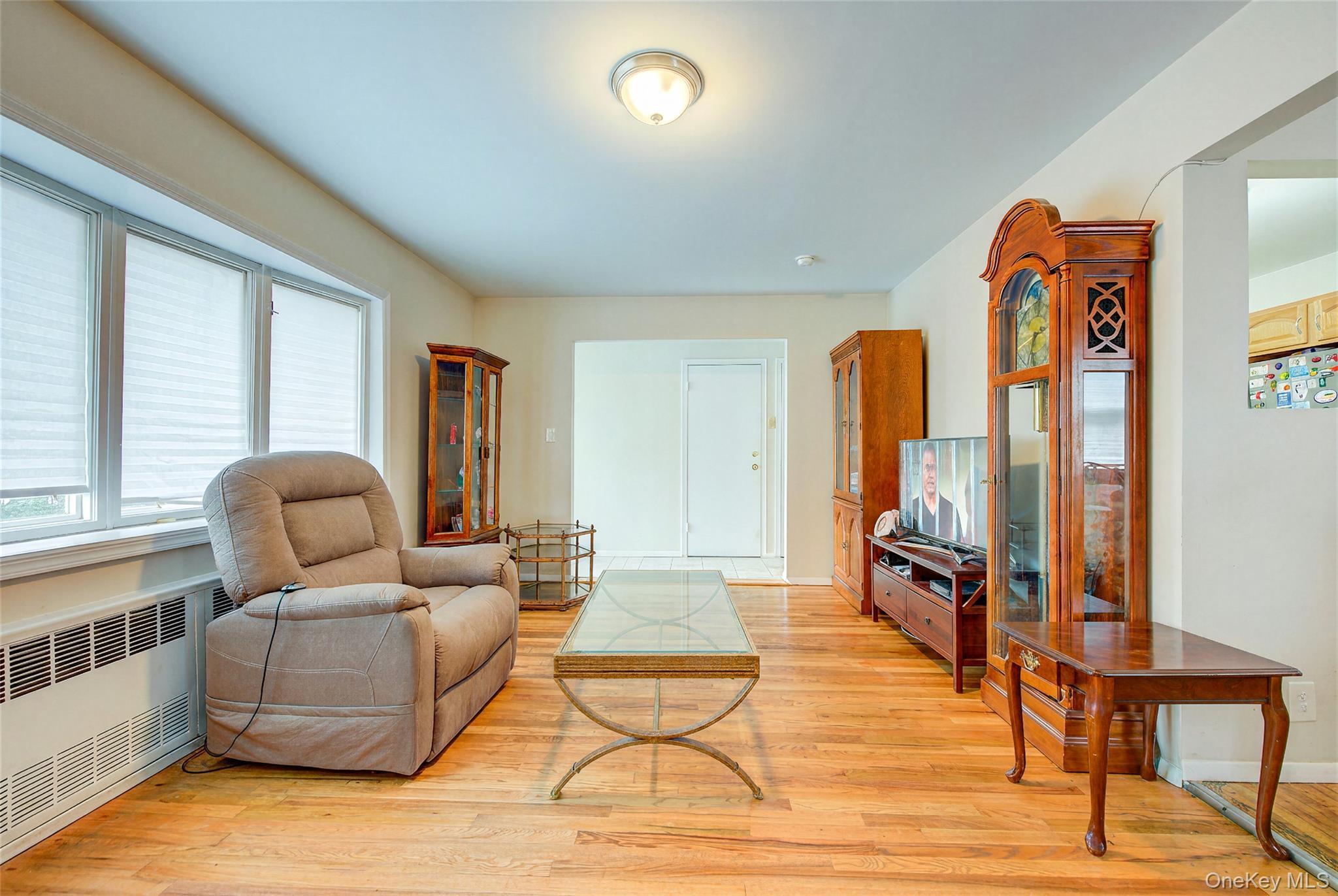 Single Family 28th Avenue  Queens, NY 11354, MLS-1046402-3