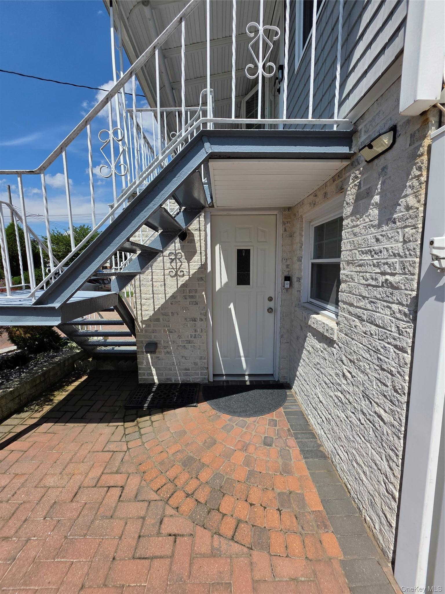 Single Family 98th Street  Queens, NY 11414, MLS-1046407-33