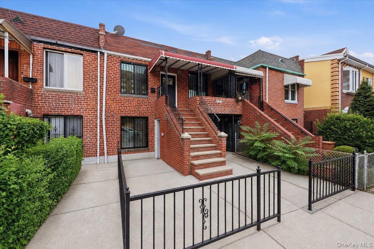 Single Family E 46th Street  Brooklyn, NY 11203, MLS-1046415-2