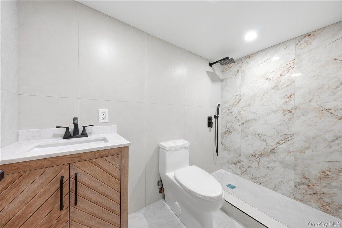 Single Family E 46th Street  Brooklyn, NY 11203, MLS-1046415-8