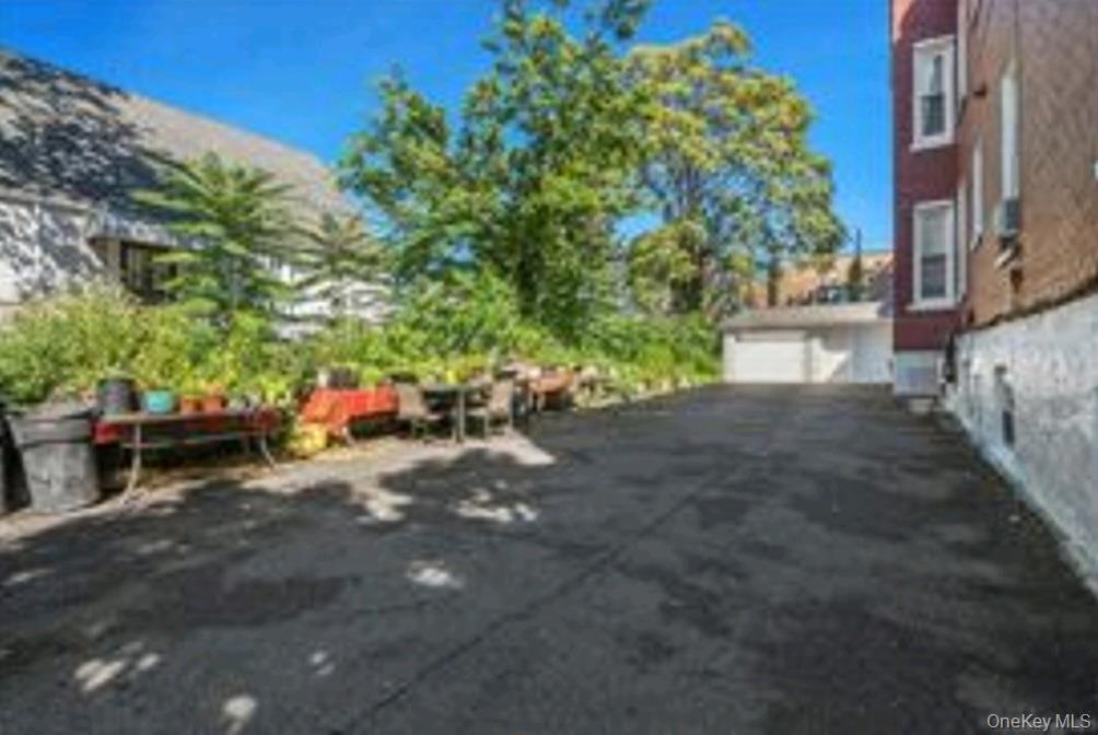 Single Family Revere Avenue  Bronx, NY 10465, MLS-1046422-30