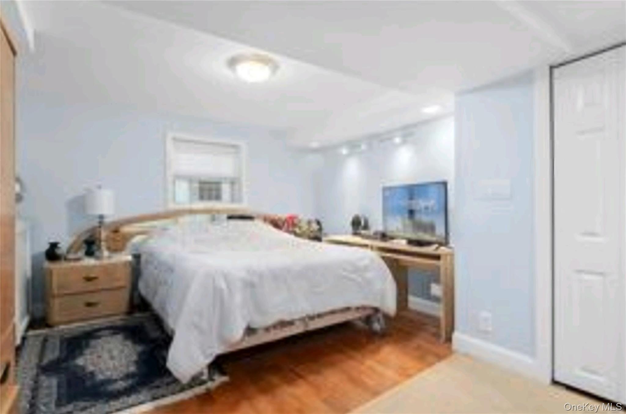 Single Family Revere Avenue Bronx, NY 10465, MLS-1046422-4